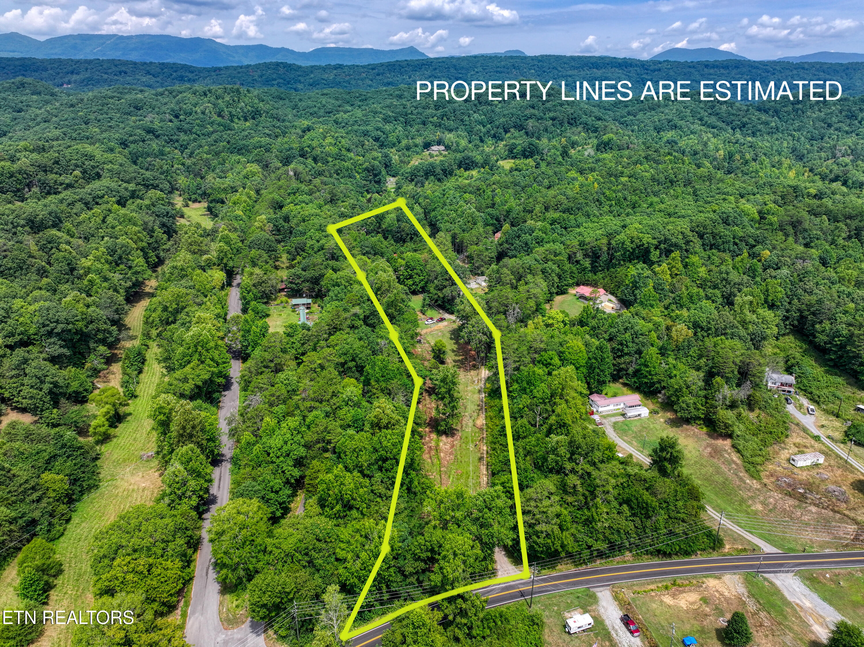 713 Pine Ridge Road Clinton TN 37716
