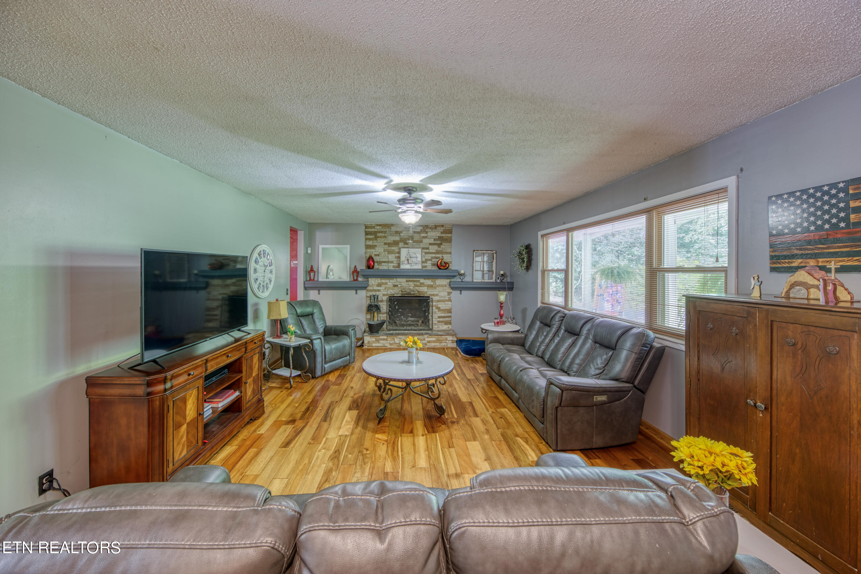 713 Pine Ridge Road Clinton TN 37716