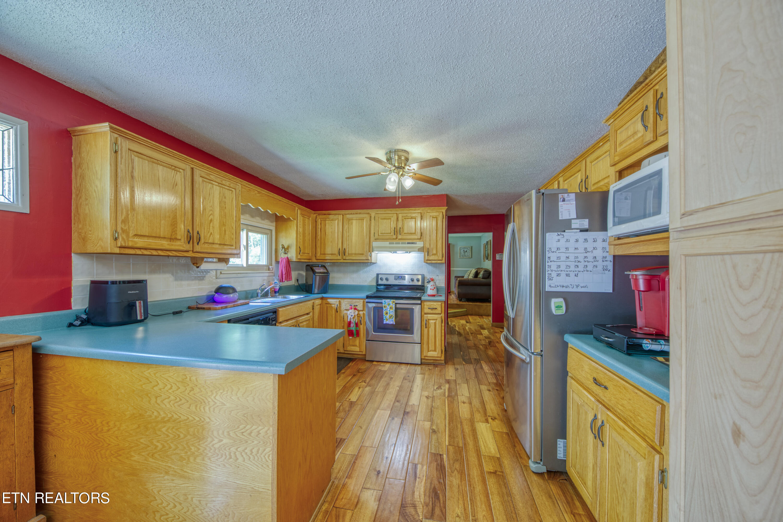 713 Pine Ridge Road Clinton TN 37716