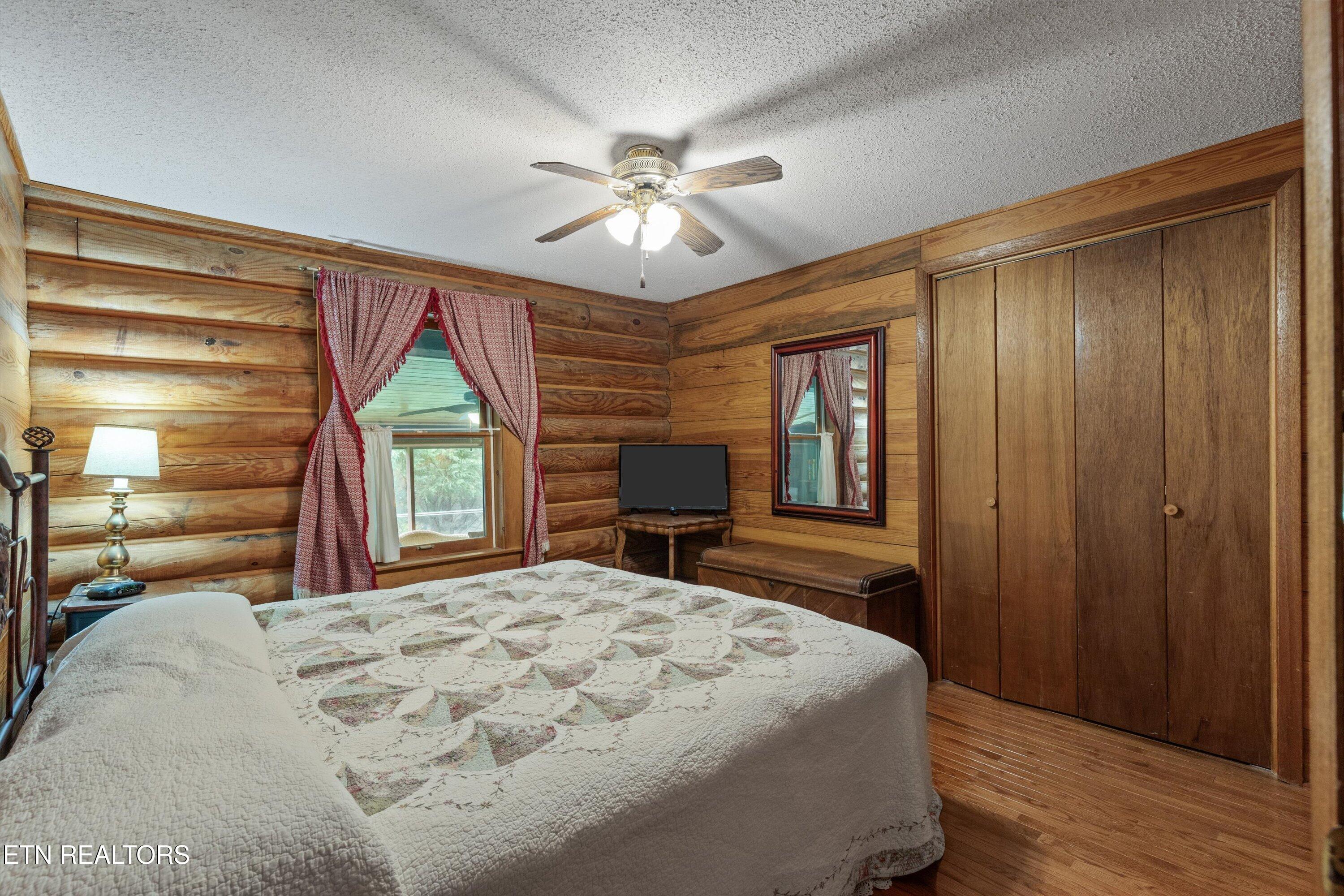 3114 Hatcher Top Road Sevierville TN 37862