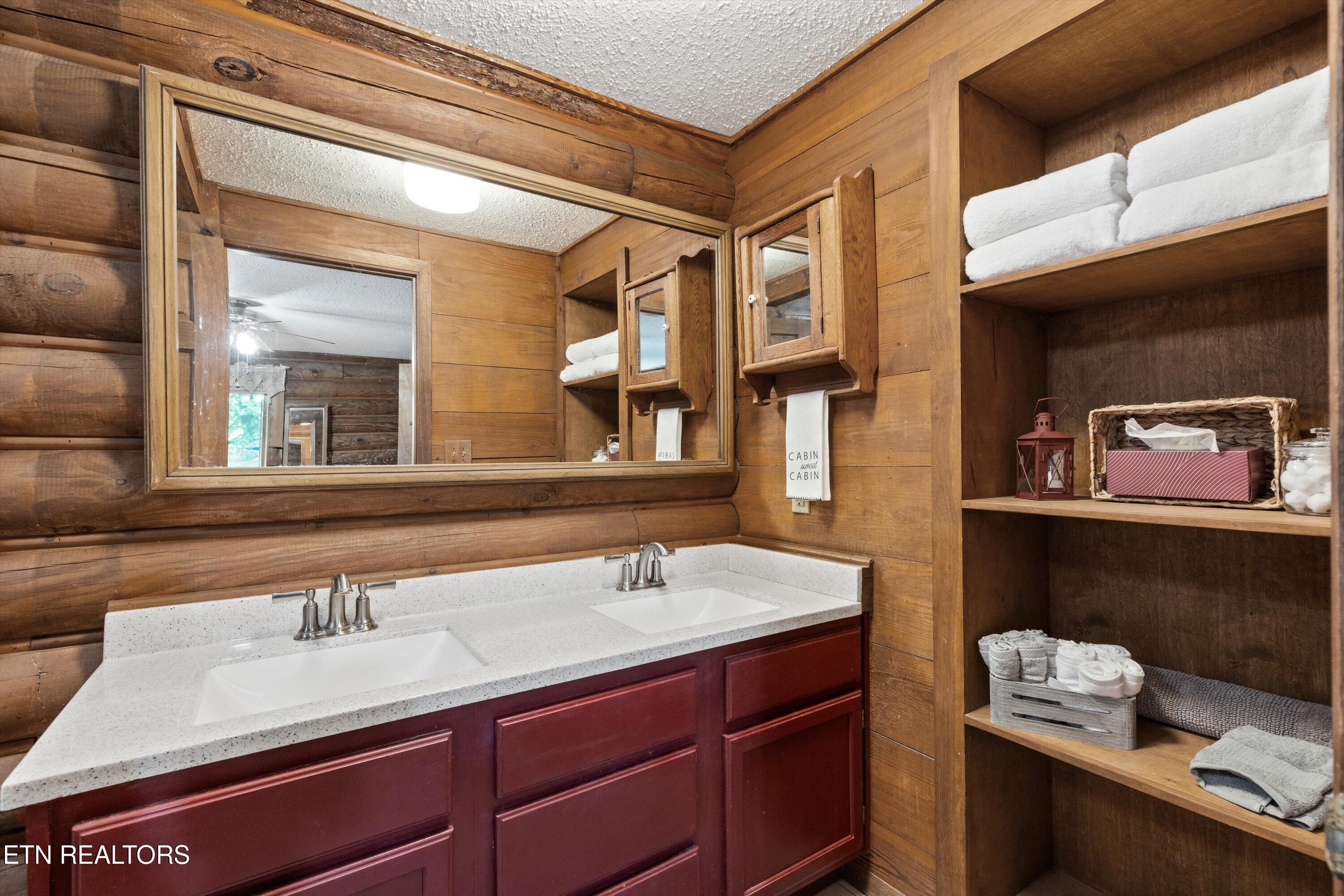 3114 Hatcher Top Road Sevierville TN 37862