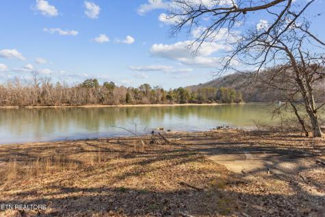 786 Swan Pond Circle Road Harriman TN 37748