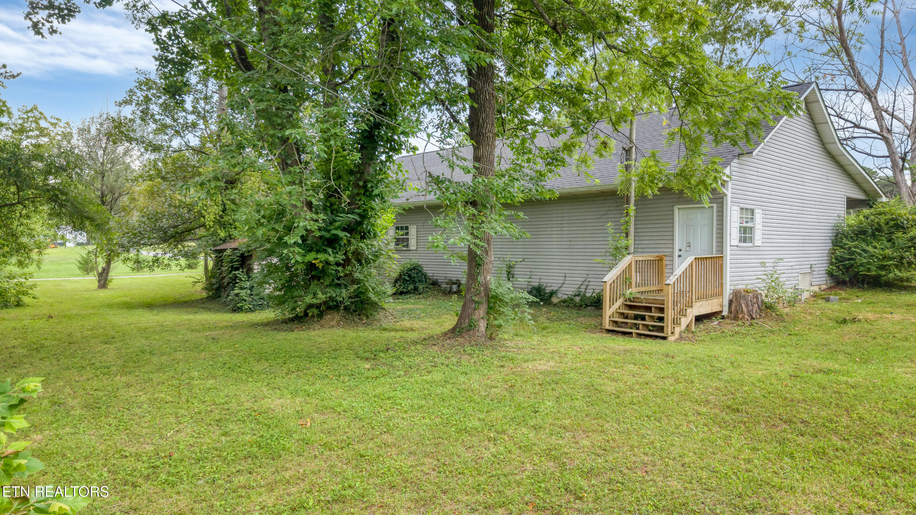 824 Edna Garland Road Maryville TN 37801