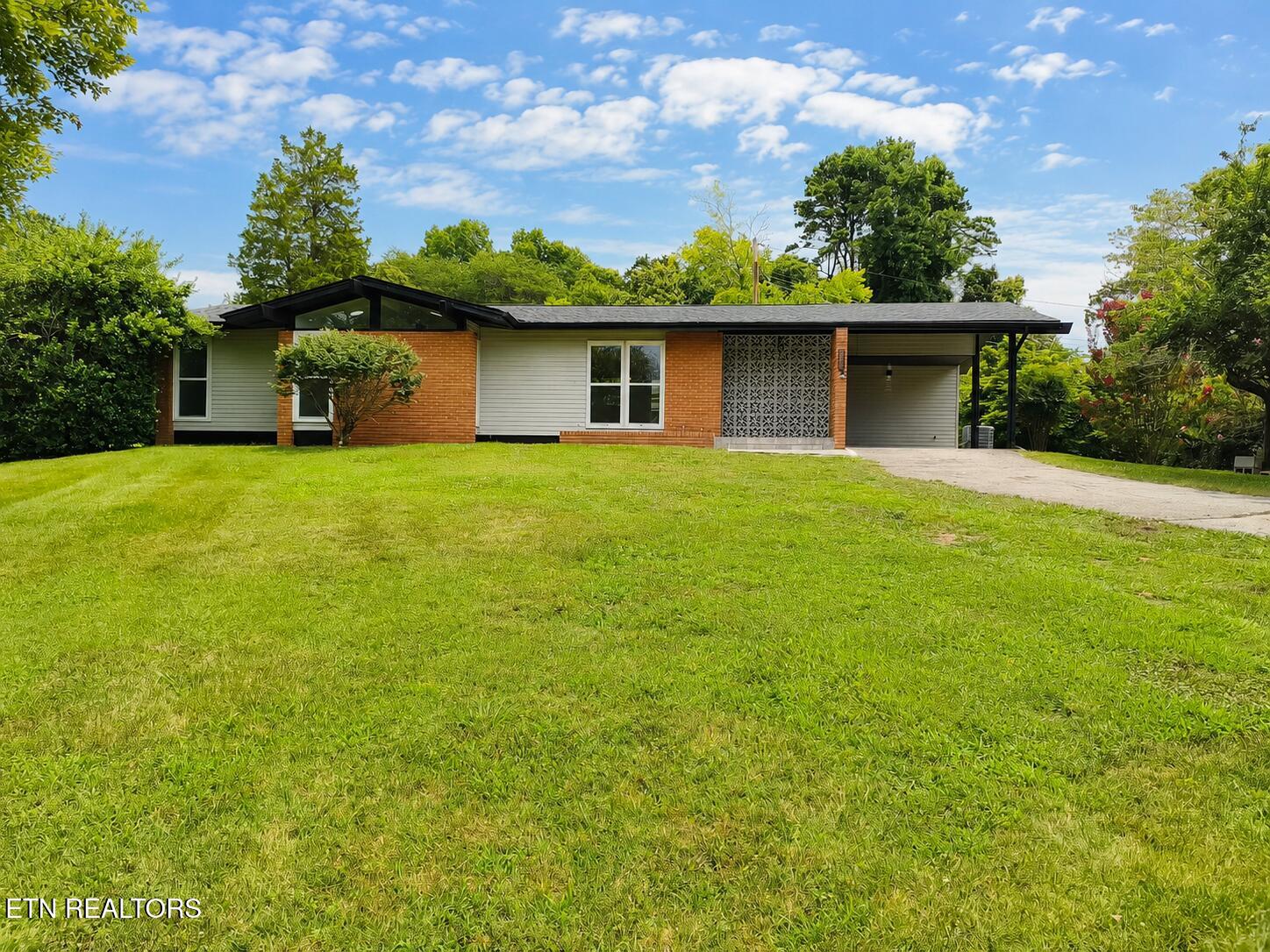125 Liscom Drive Maryville TN 37804