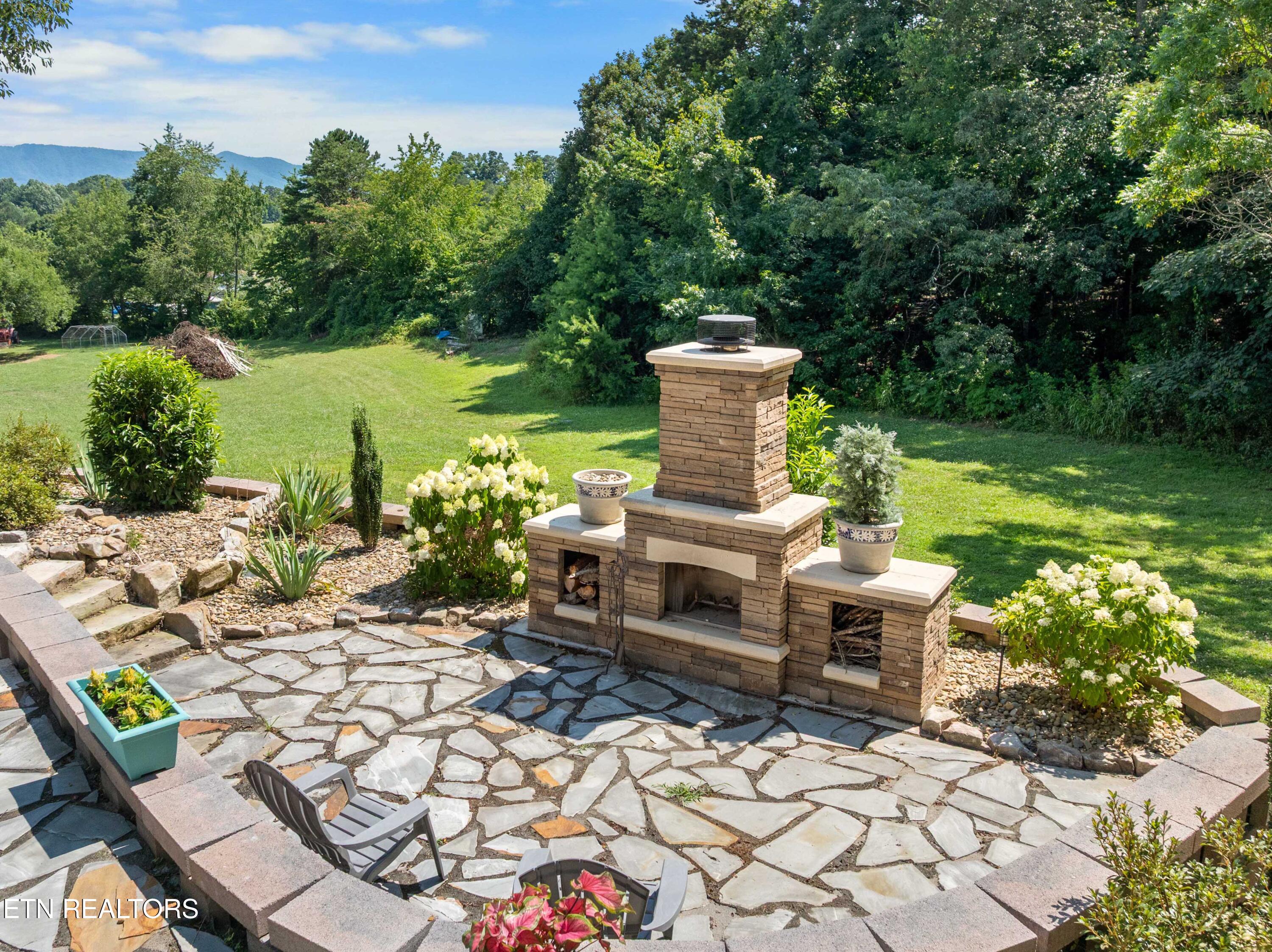 5925 Sevierville Road Seymour TN 37865