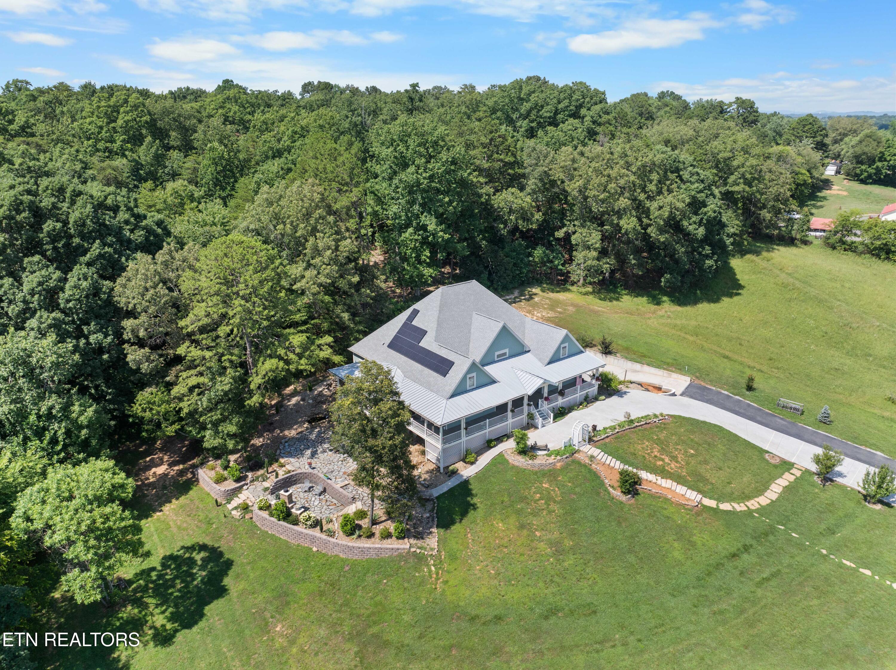 5925 Sevierville Road Seymour TN 37865