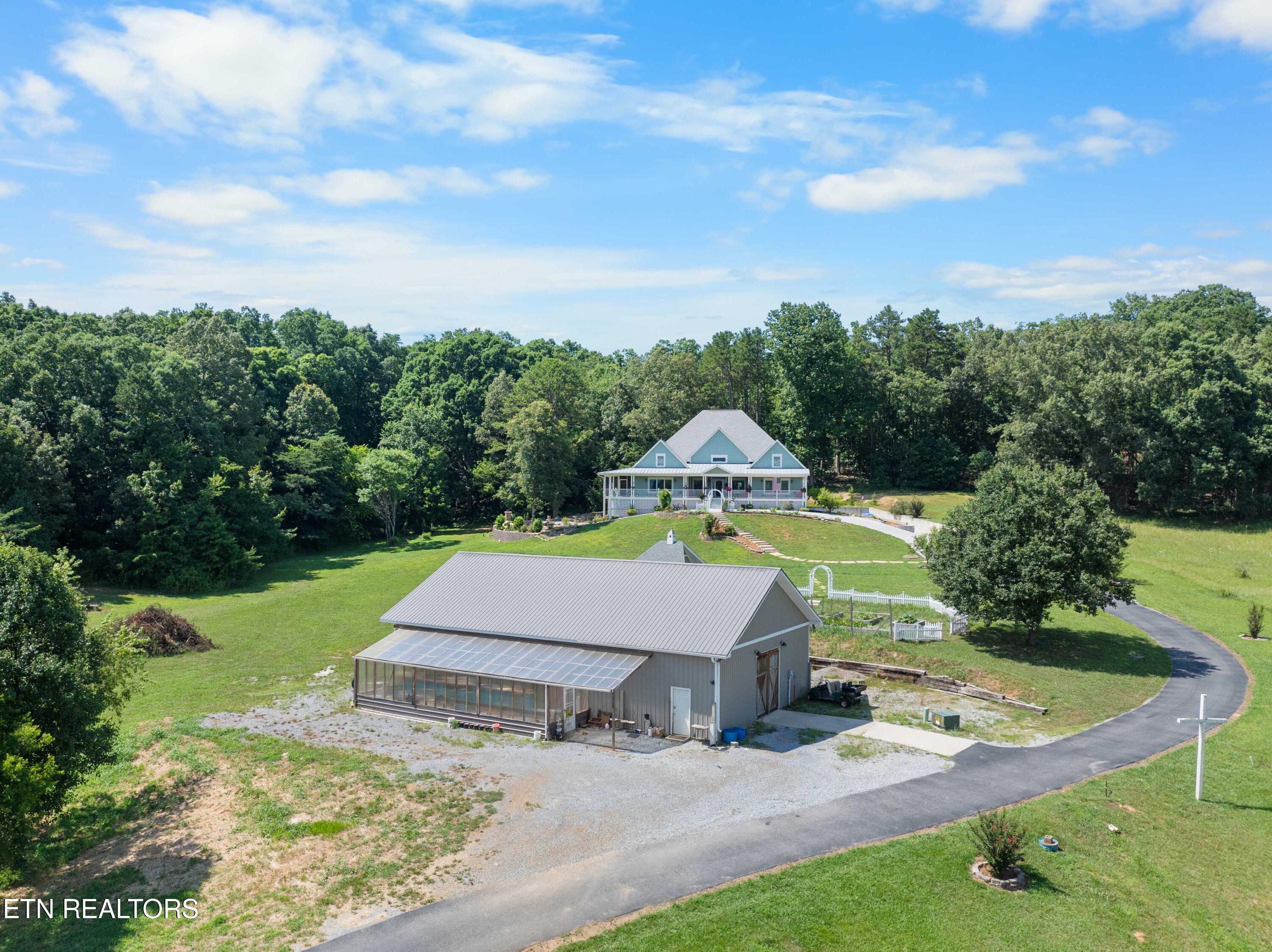 5925 Sevierville Road Seymour TN 37865