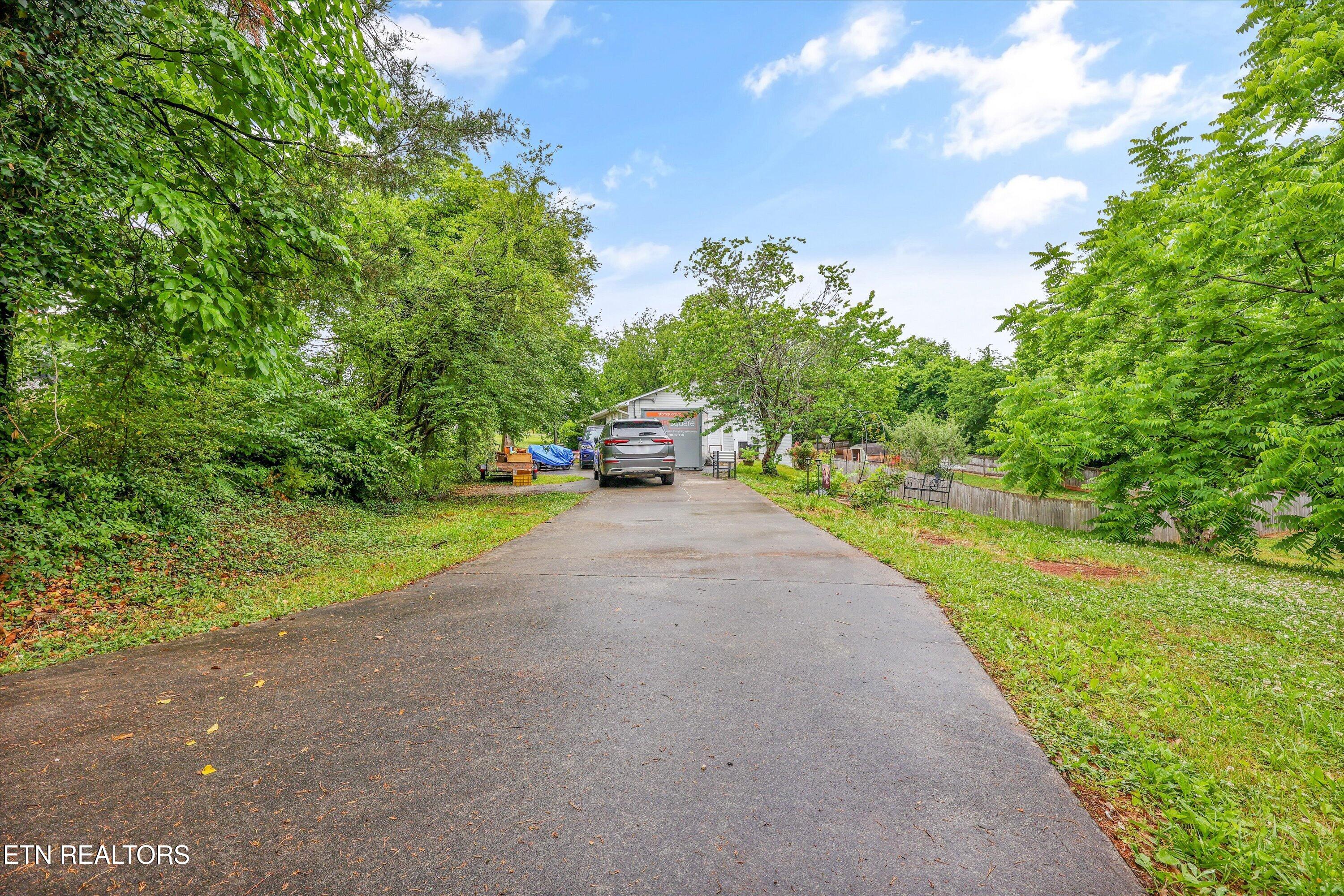 3046 Johnston Road Louisville TN 37777