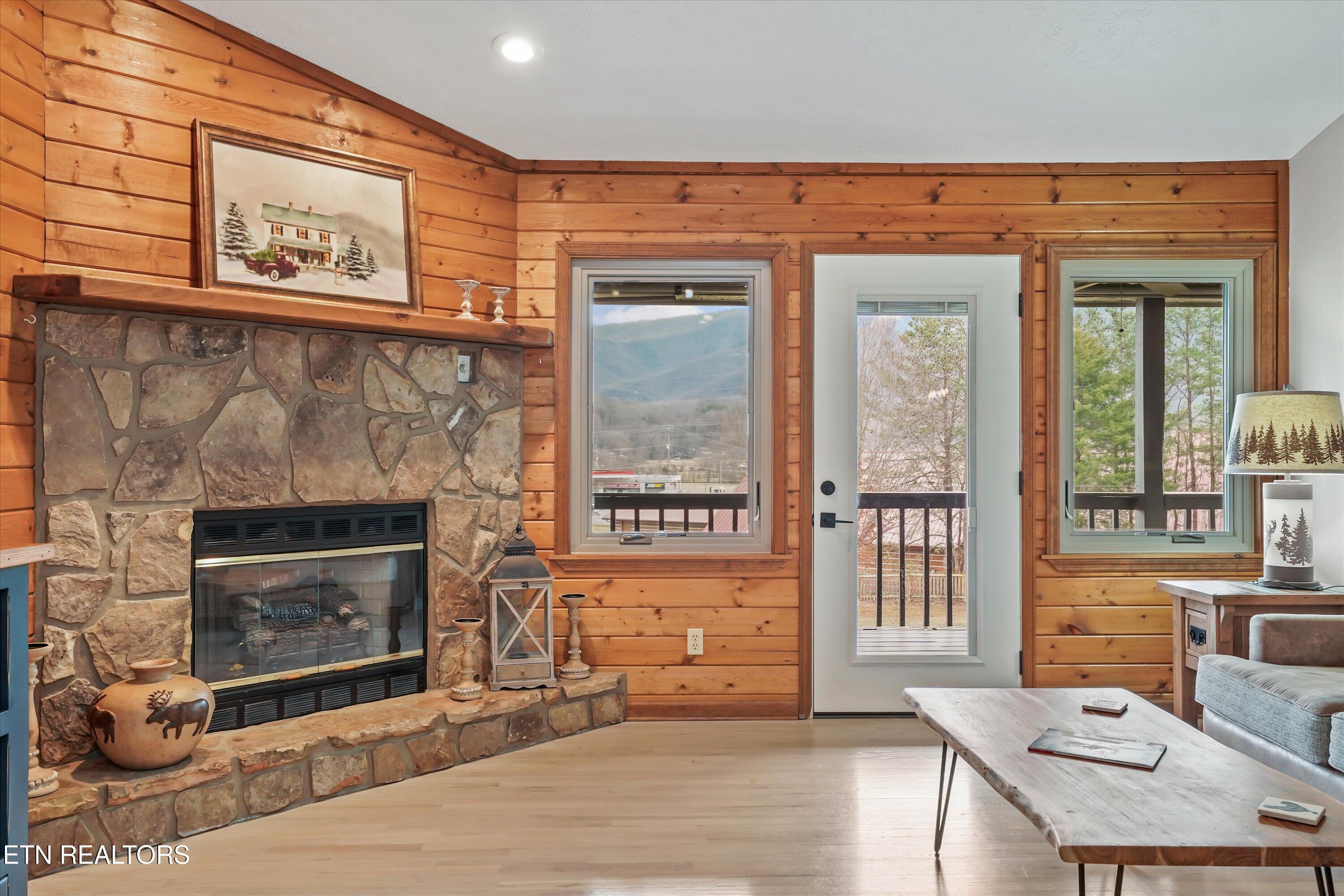 3225 Laurelwood Avenue Sevierville TN 37862