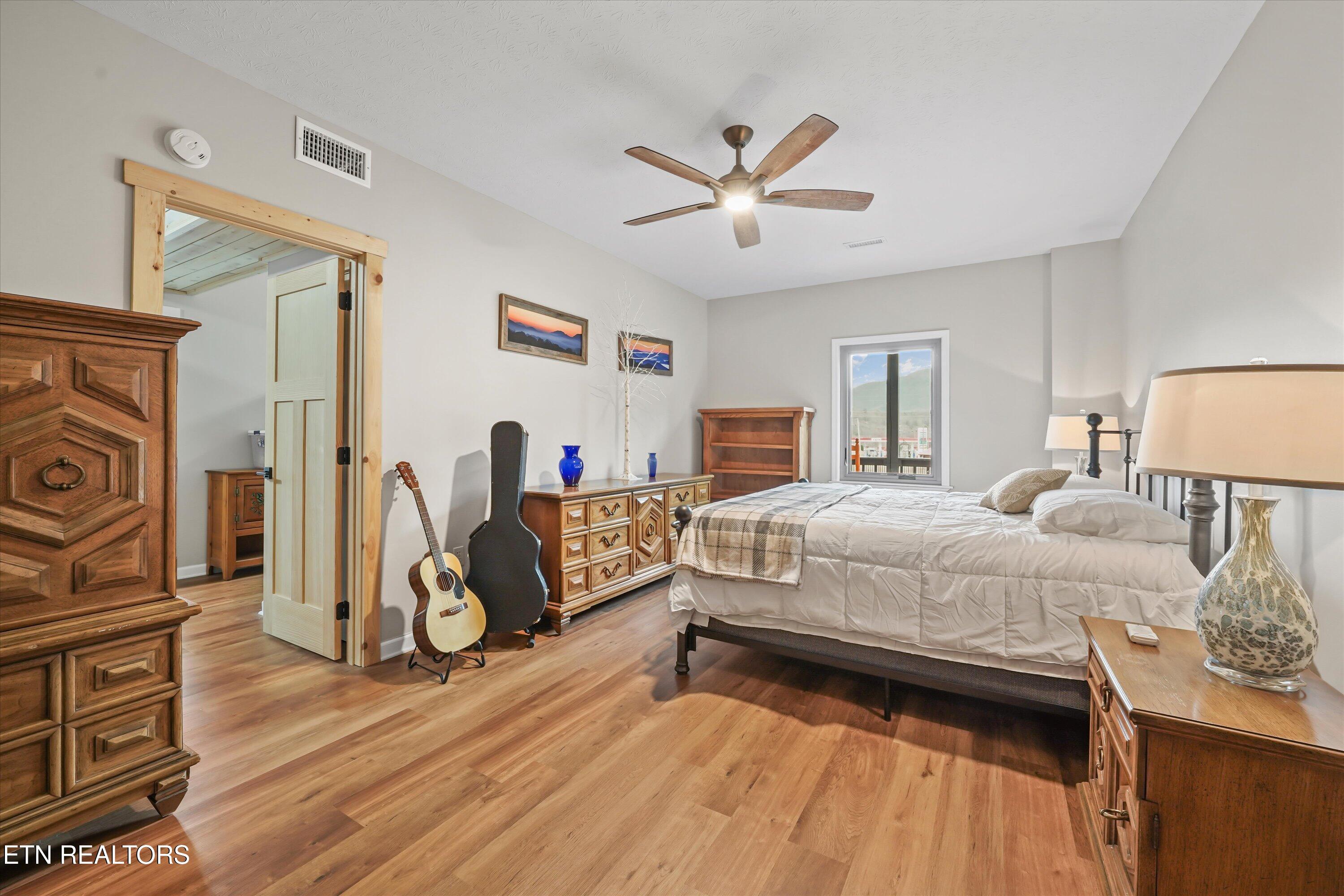 3225 Laurelwood Avenue Sevierville TN 37862