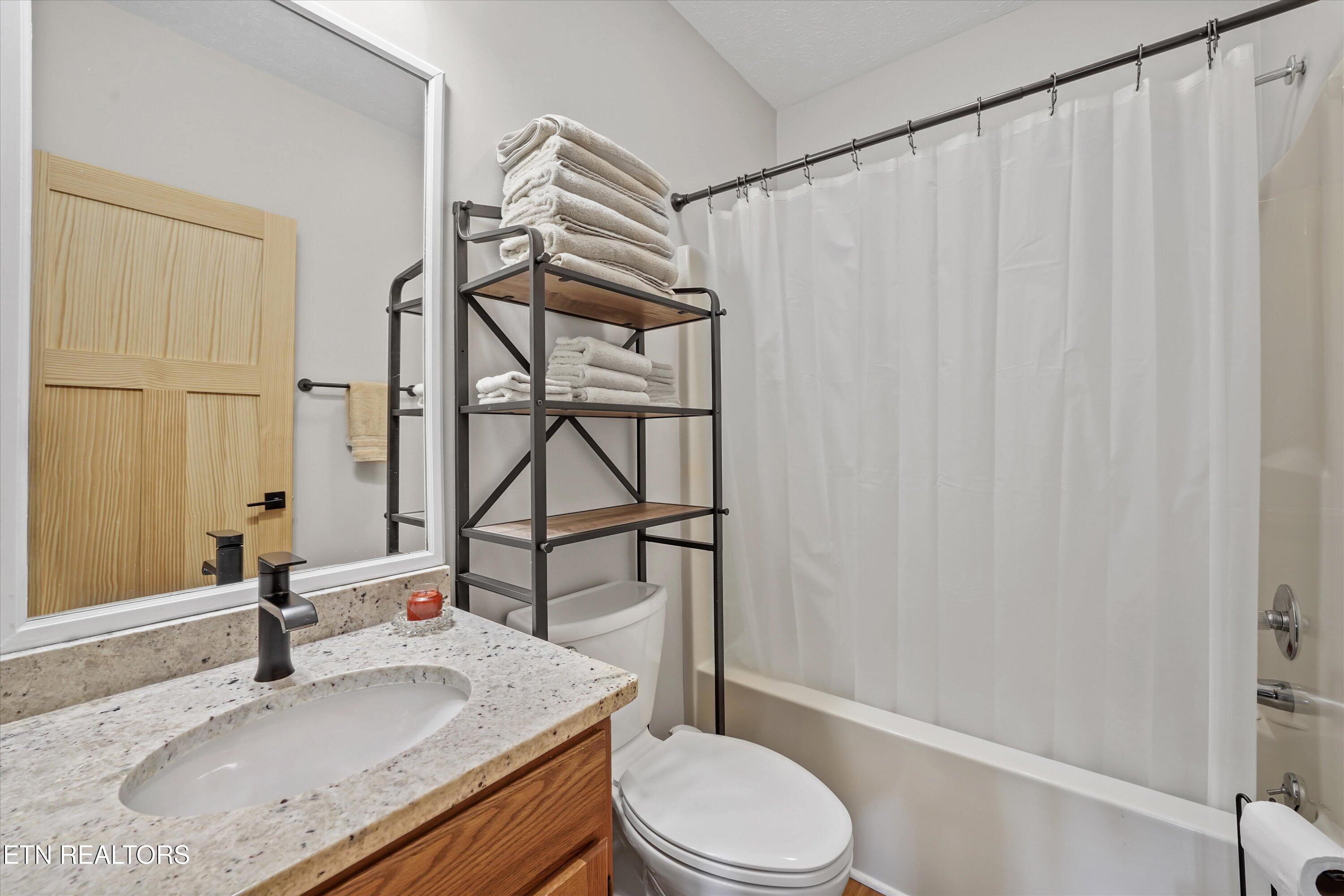 3225 Laurelwood Avenue Sevierville TN 37862