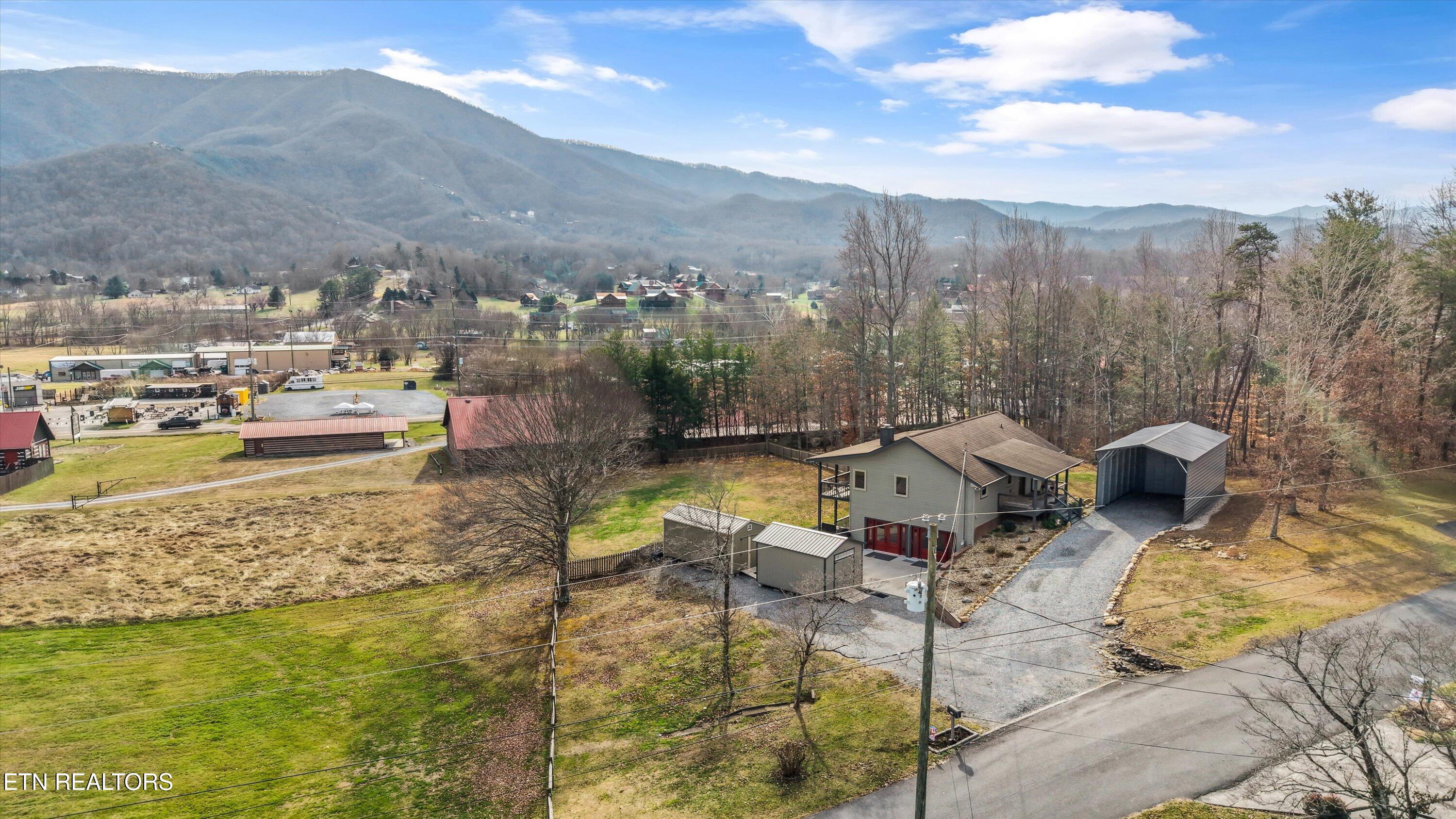 3225 Laurelwood Avenue Sevierville TN 37862