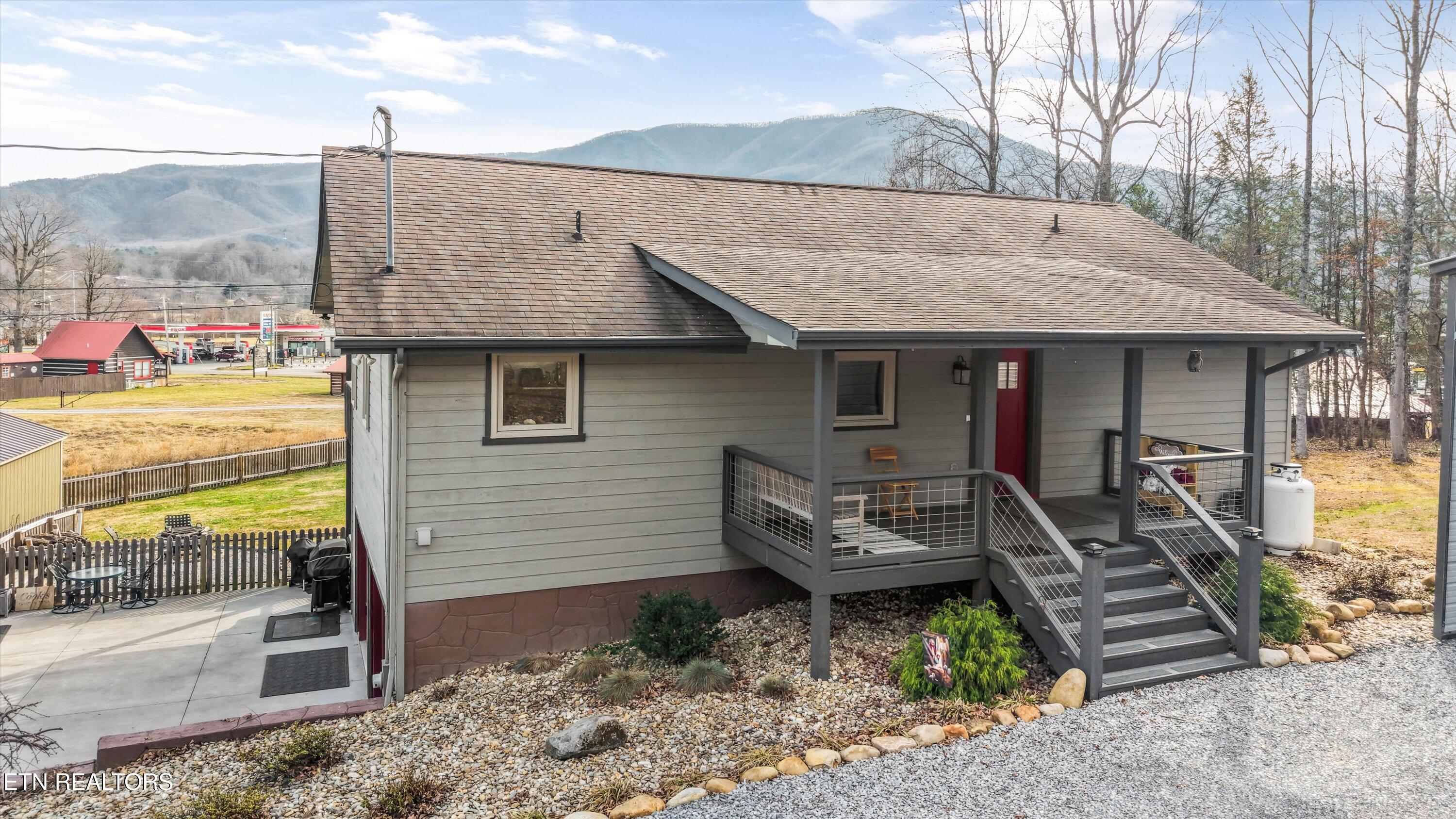 3225 Laurelwood Avenue Sevierville TN 37862