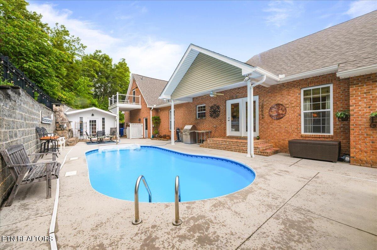 48 Riverside Drive Oak Ridge TN 37830