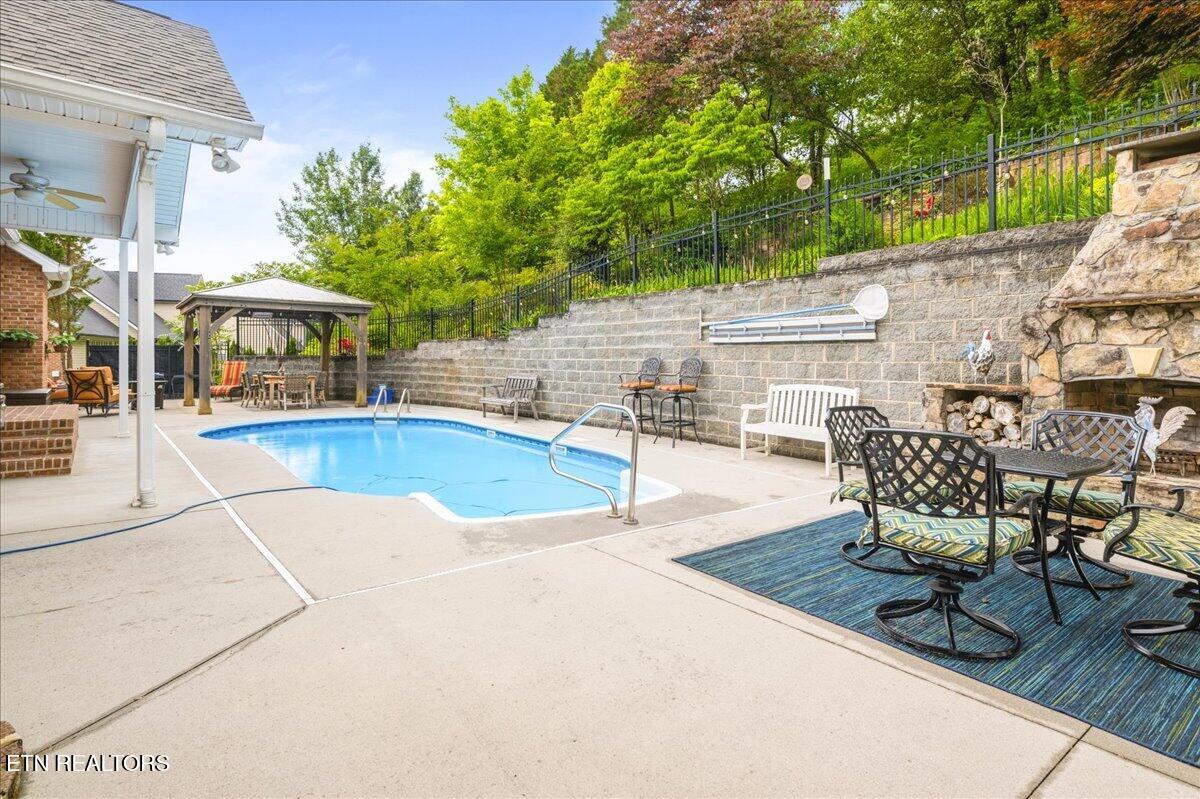 48 Riverside Drive Oak Ridge TN 37830