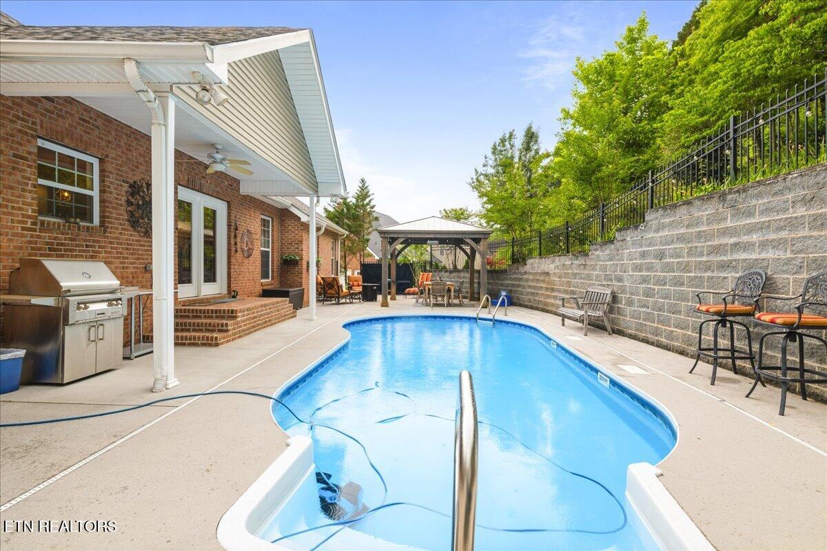48 Riverside Drive Oak Ridge TN 37830