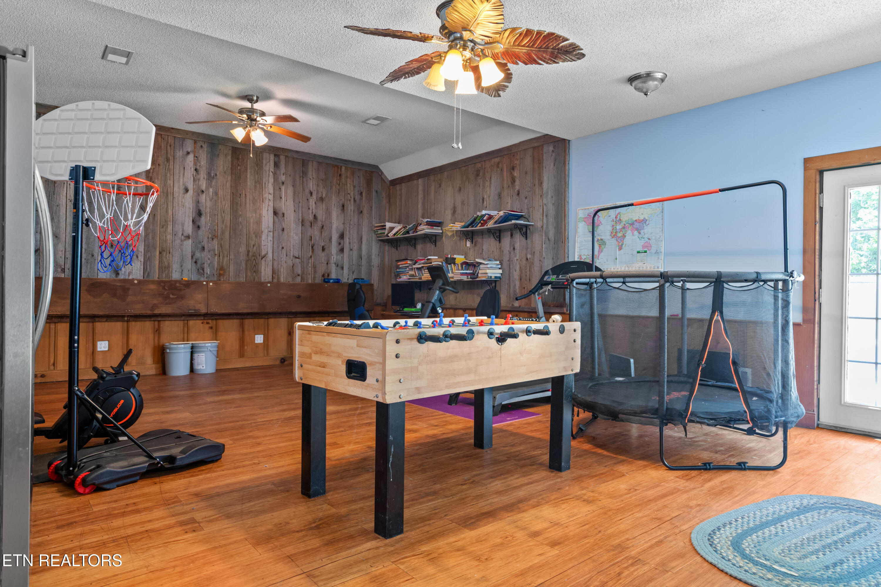 1036 Dye Road Clarkrange TN 38553