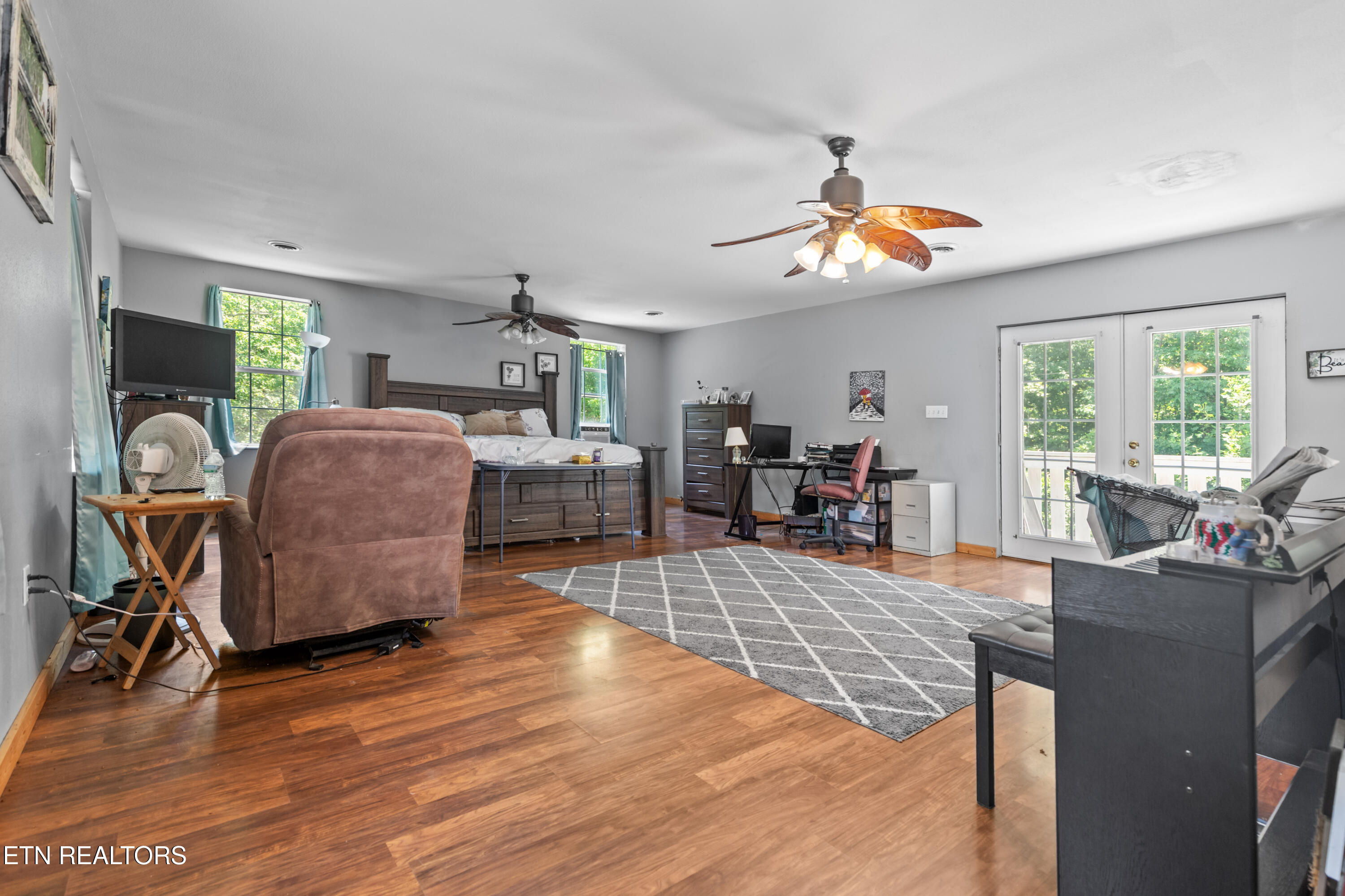 1036 Dye Road Clarkrange TN 38553