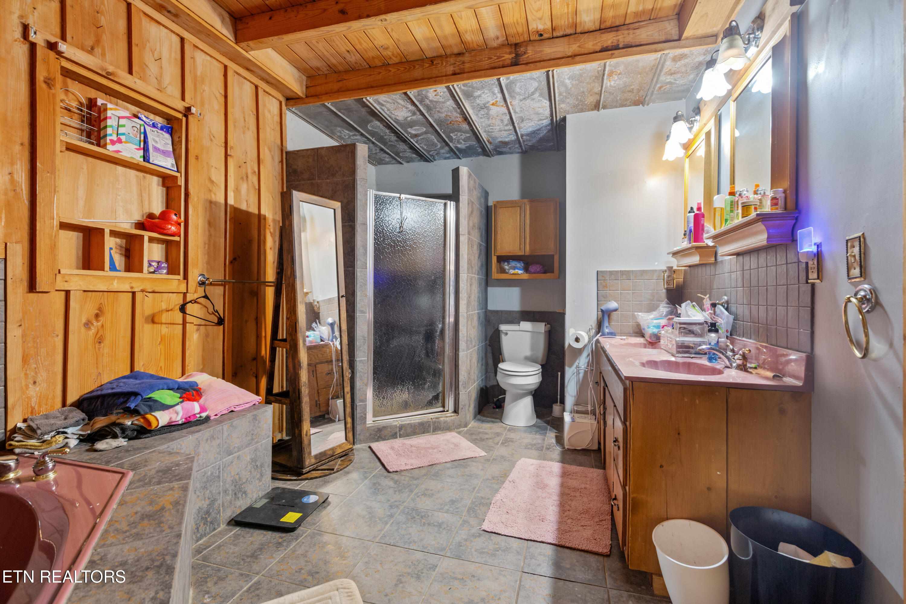 1036 Dye Road Clarkrange TN 38553