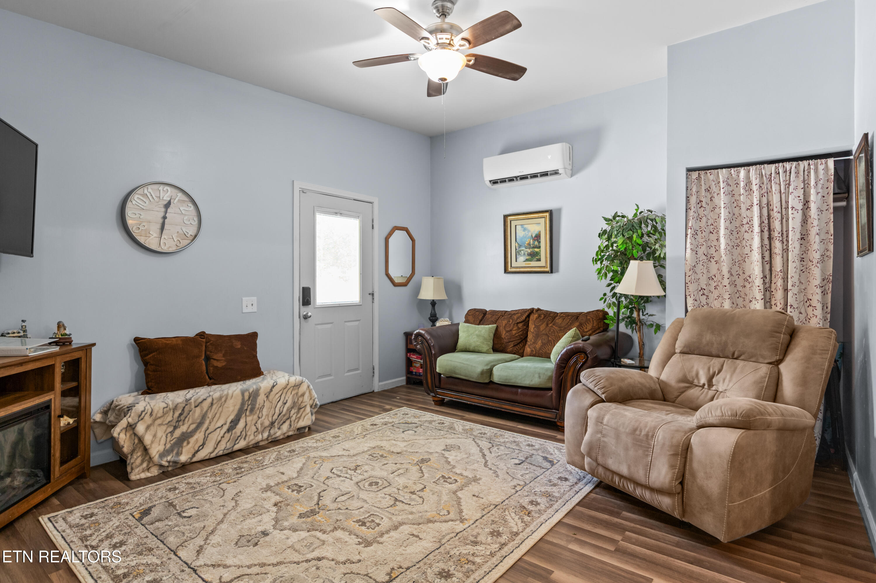 1036 Dye Road Clarkrange TN 38553