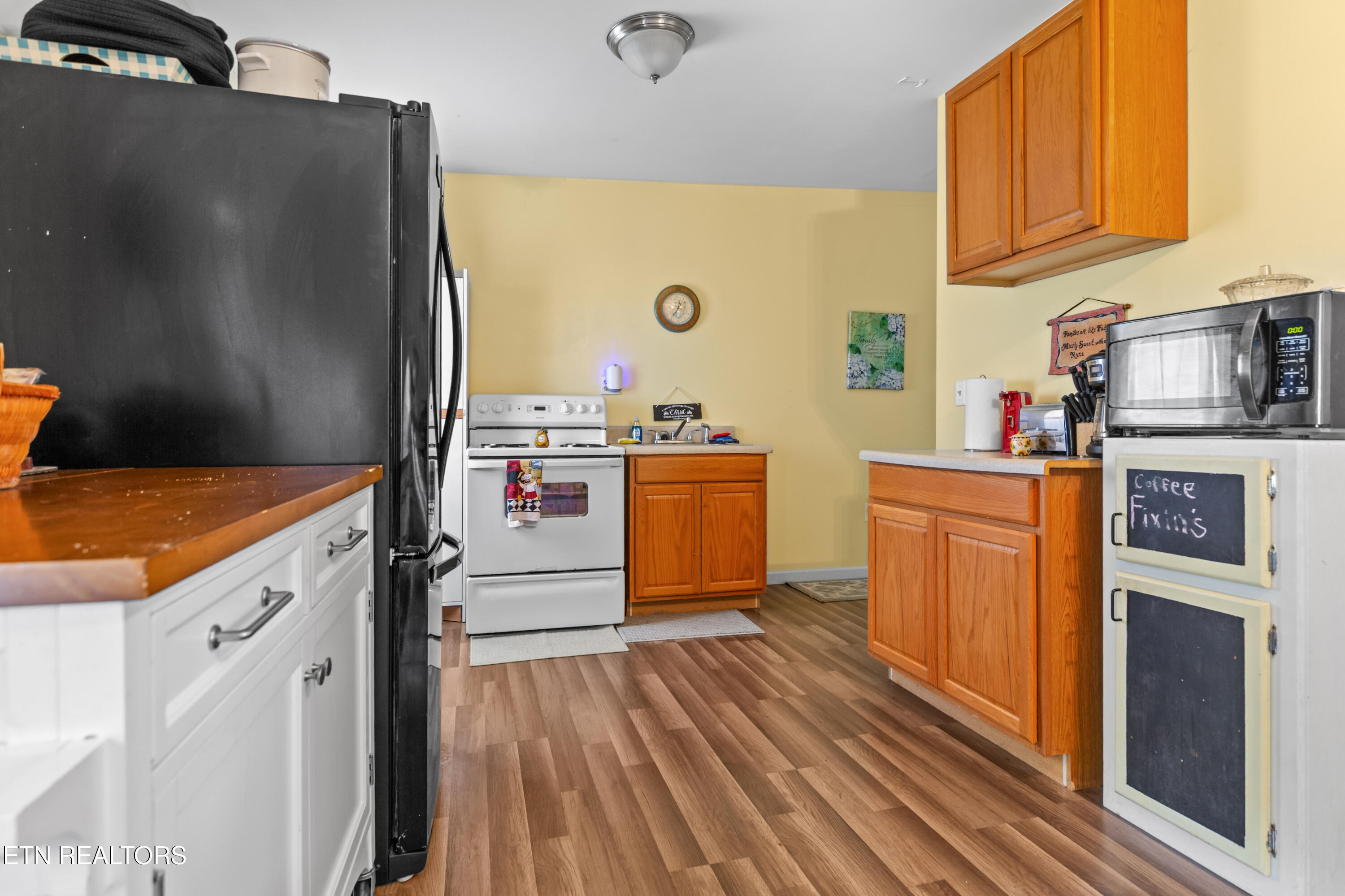 1036 Dye Road Clarkrange TN 38553