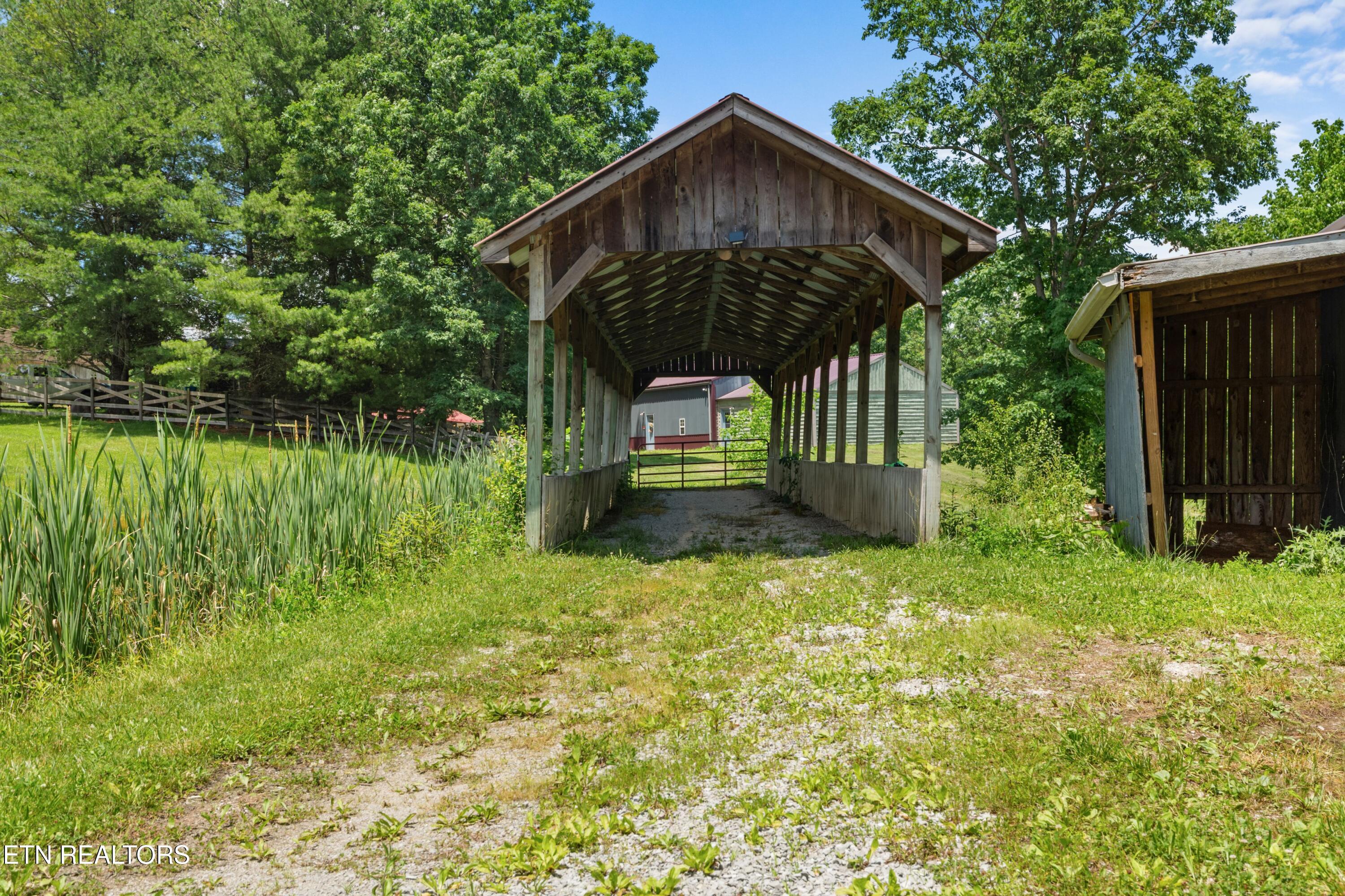 1036 Dye Road Clarkrange TN 38553