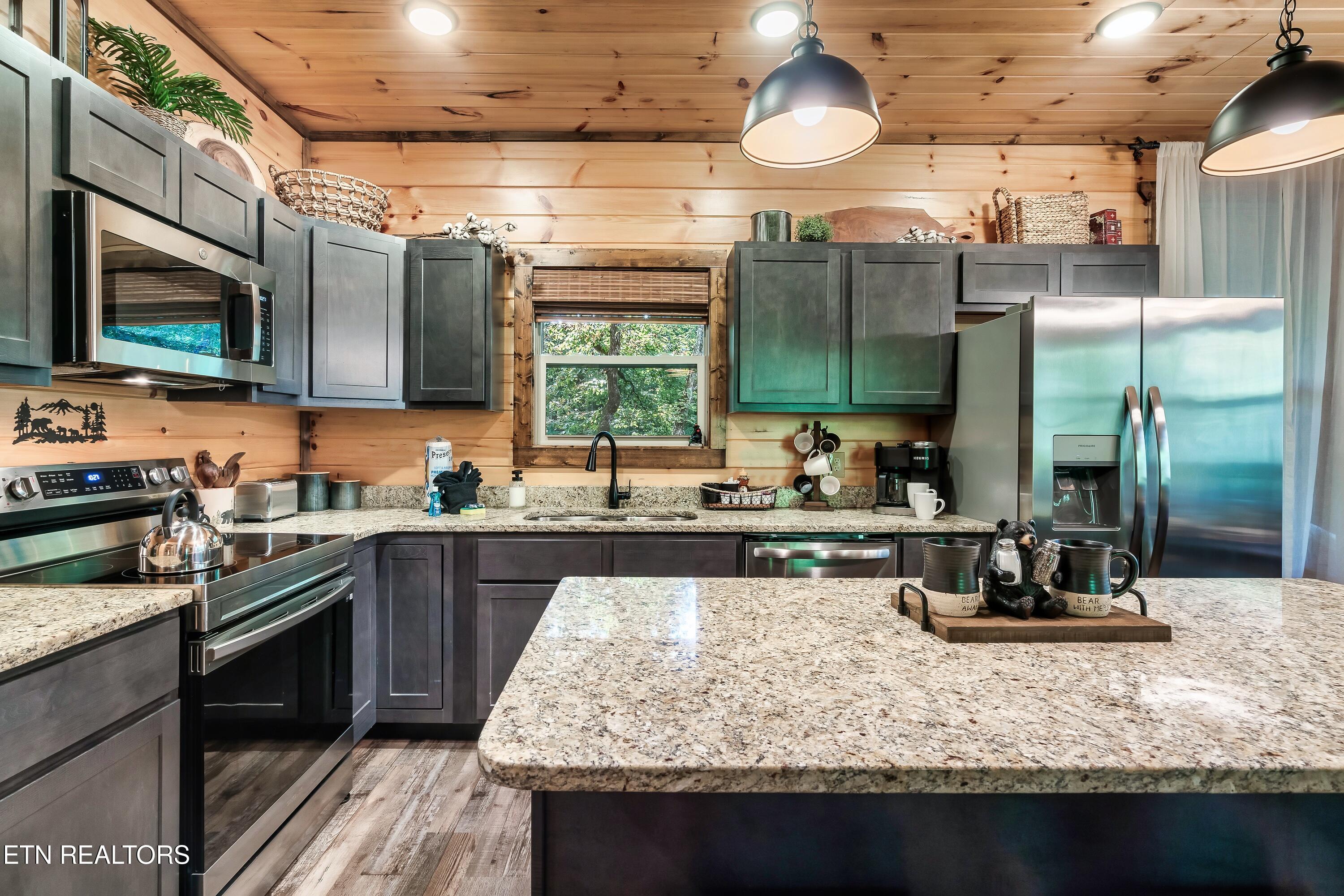 1518 Gregory Way Sevierville TN 37876