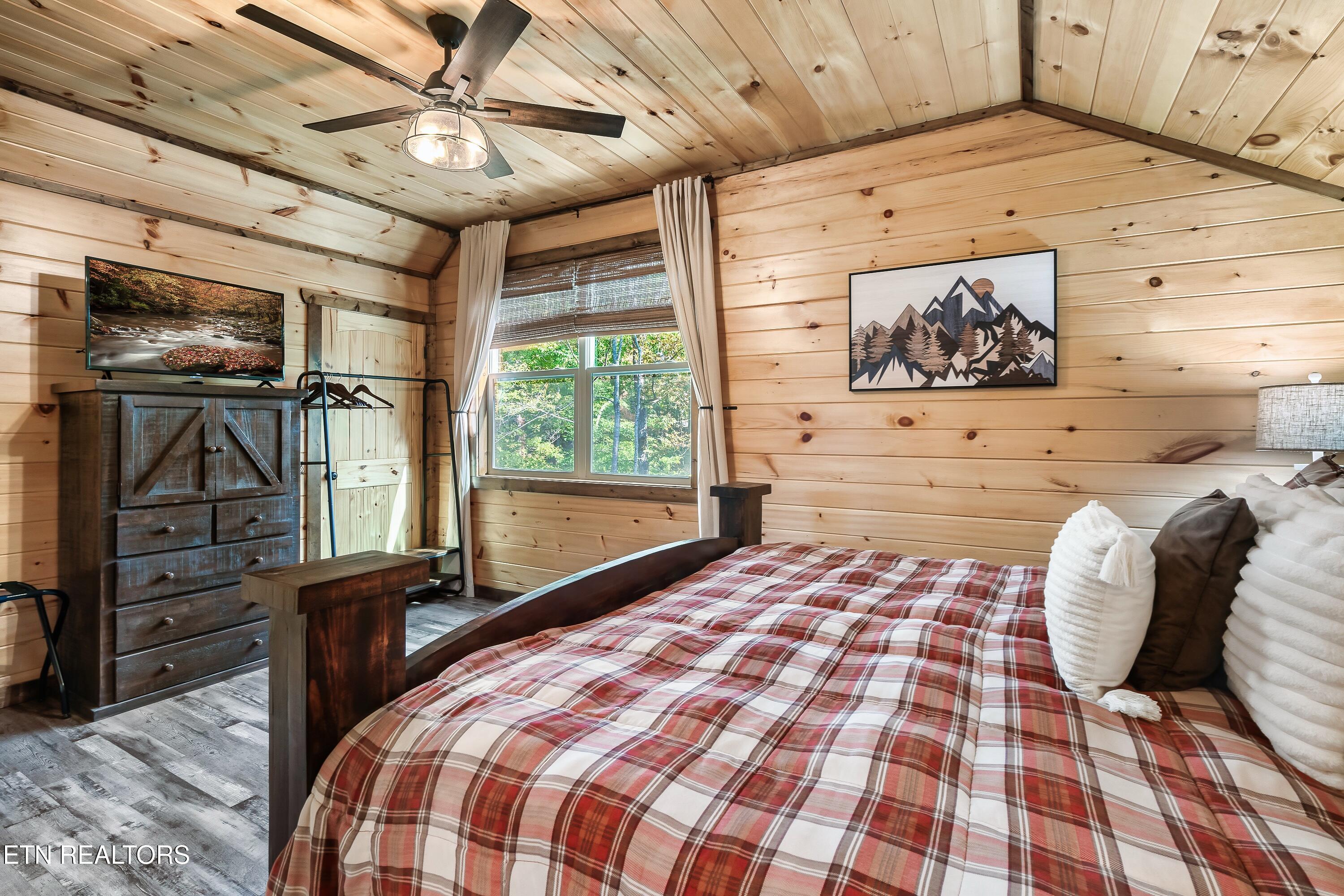 1518 Gregory Way Sevierville TN 37876