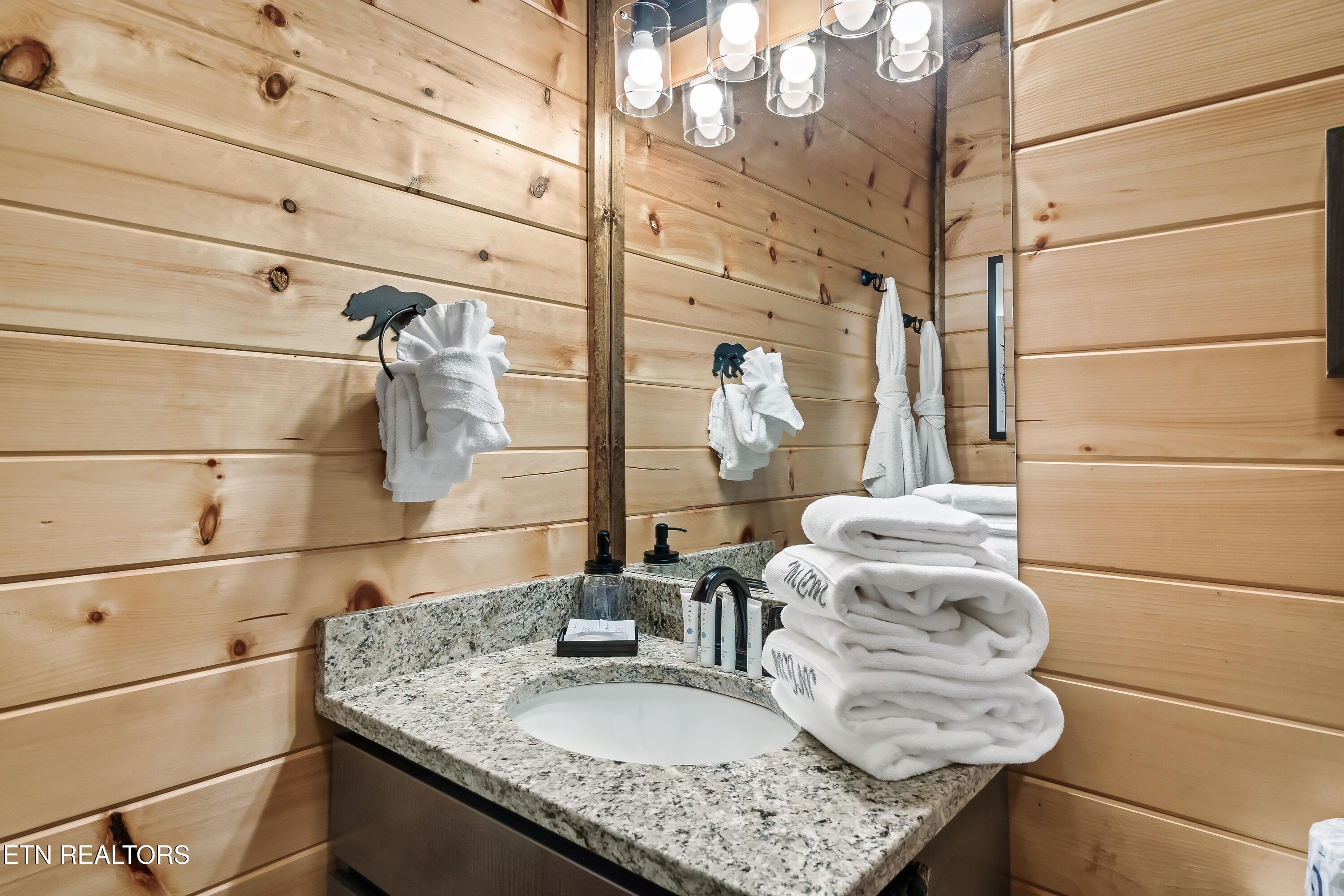 1518 Gregory Way Sevierville TN 37876