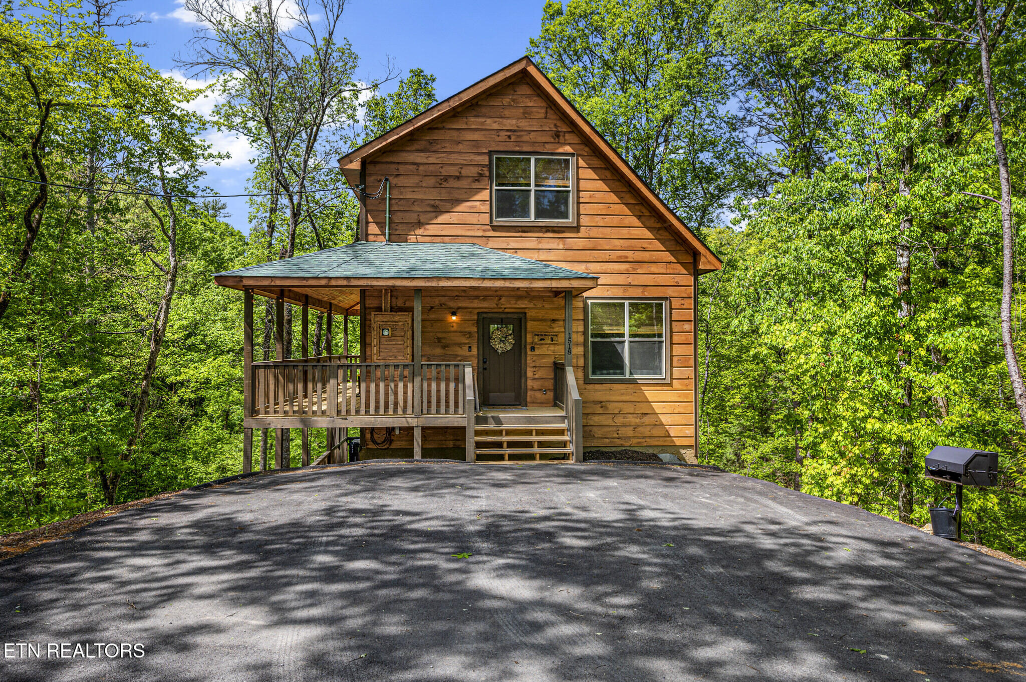 1518 Gregory Way Sevierville TN 37876
