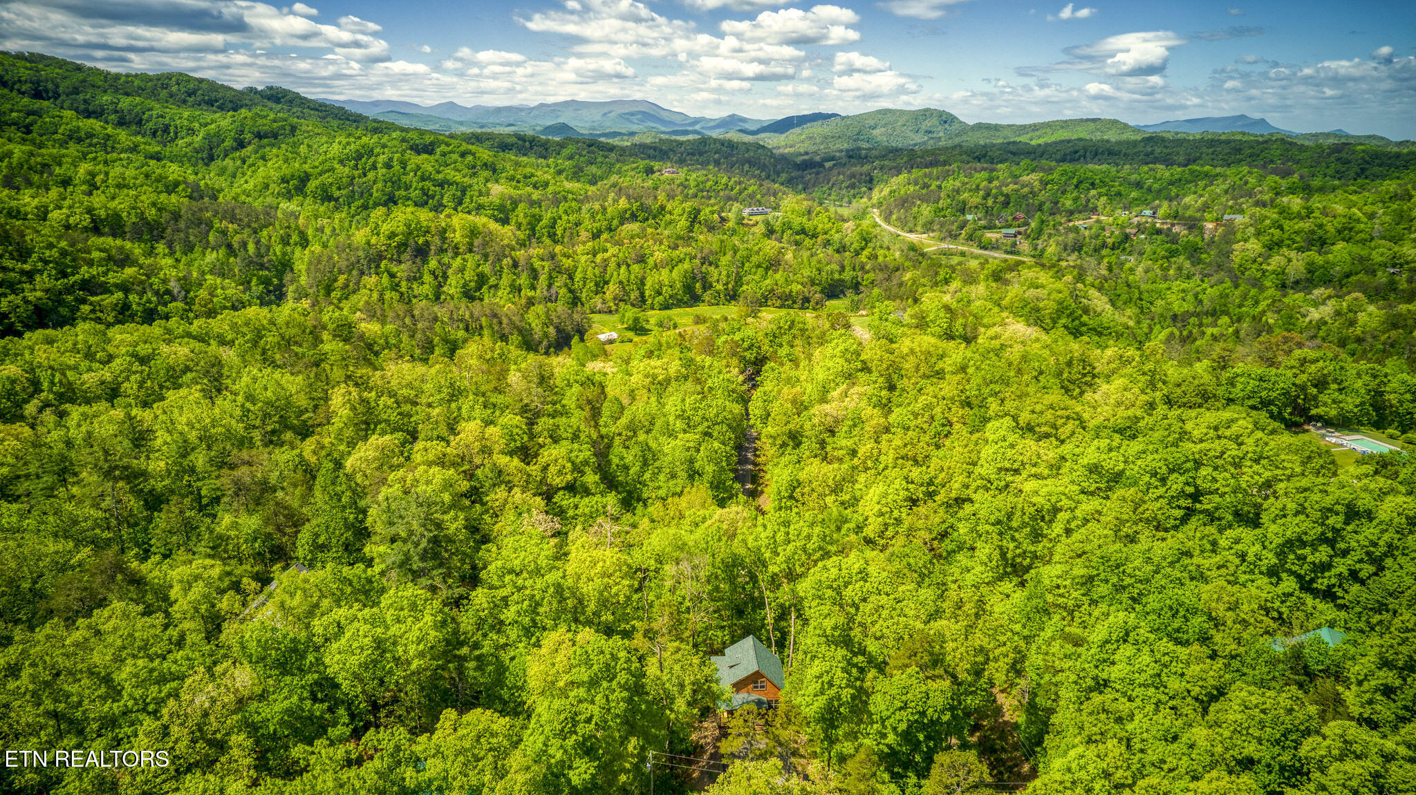 1518 Gregory Way Sevierville TN 37876