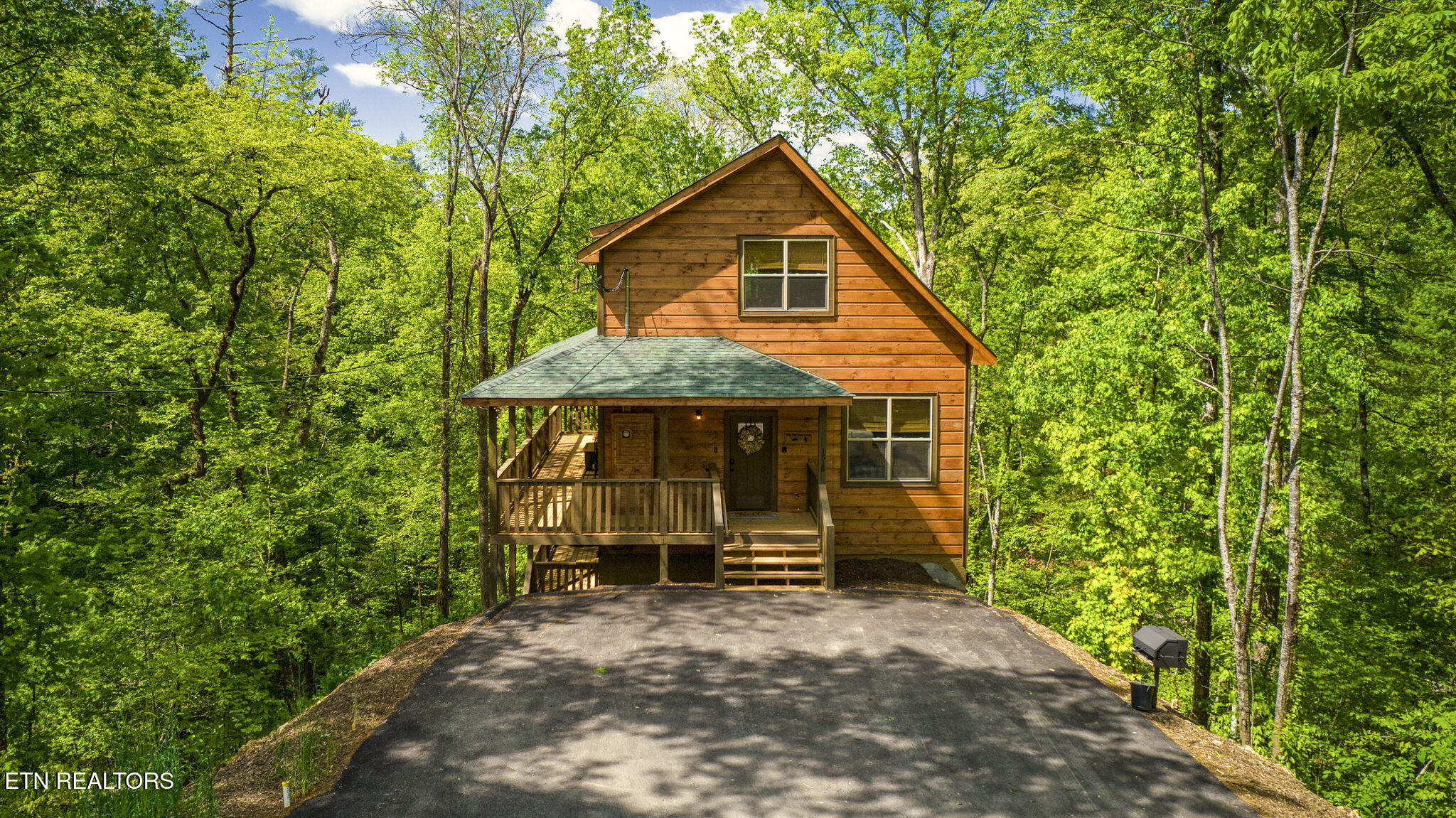 1518 Gregory Way Sevierville TN 37876
