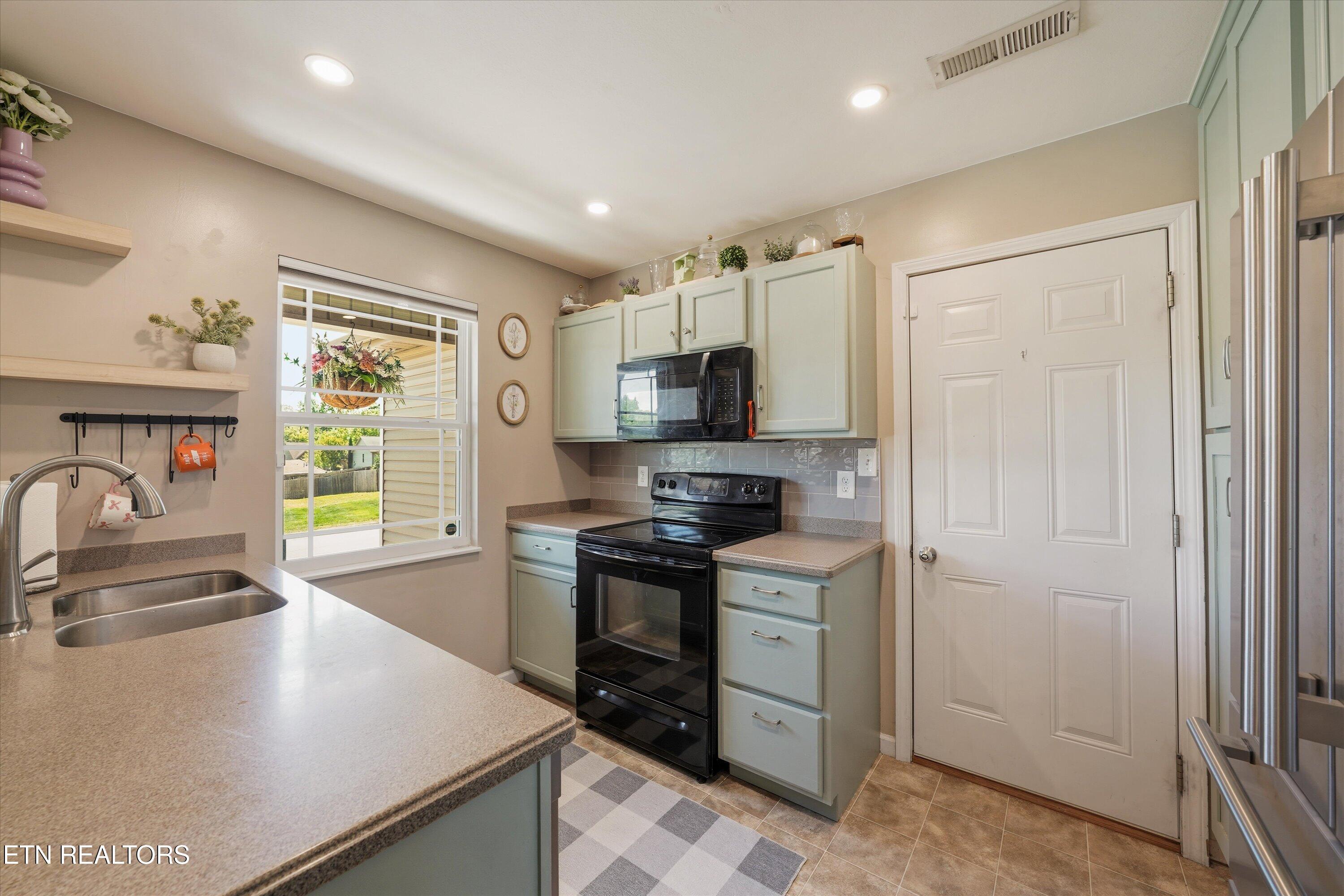 9523 Honeydew Lane Knoxville TN 37931