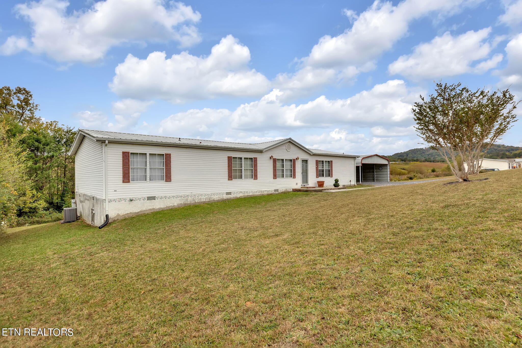 330 Oasis Road Bulls Gap TN 37711