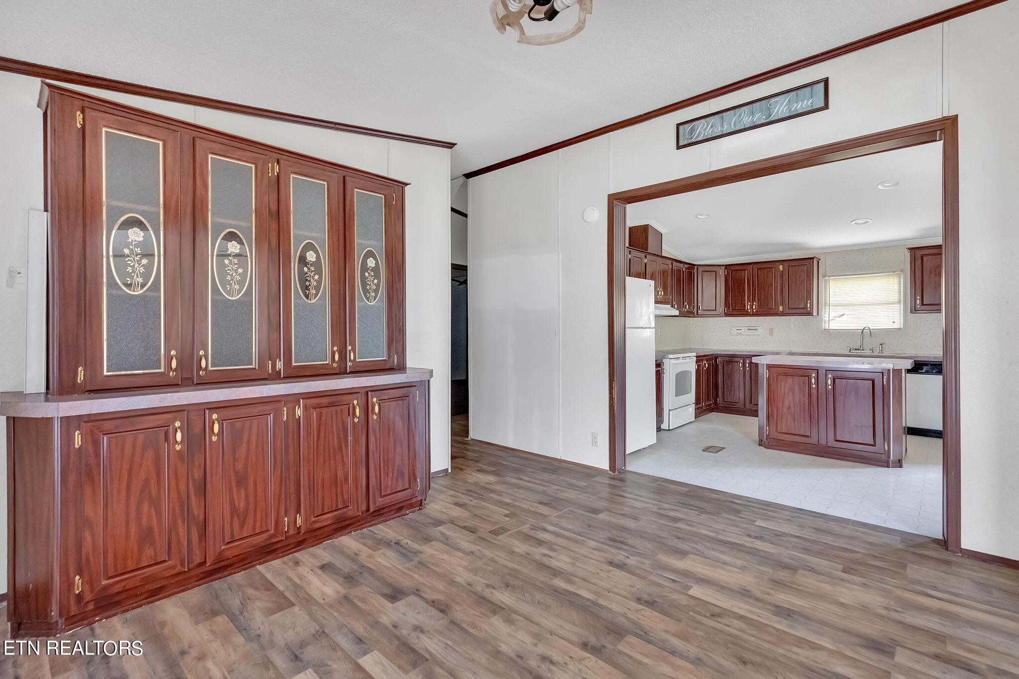 330 Oasis Road Bulls Gap TN 37711