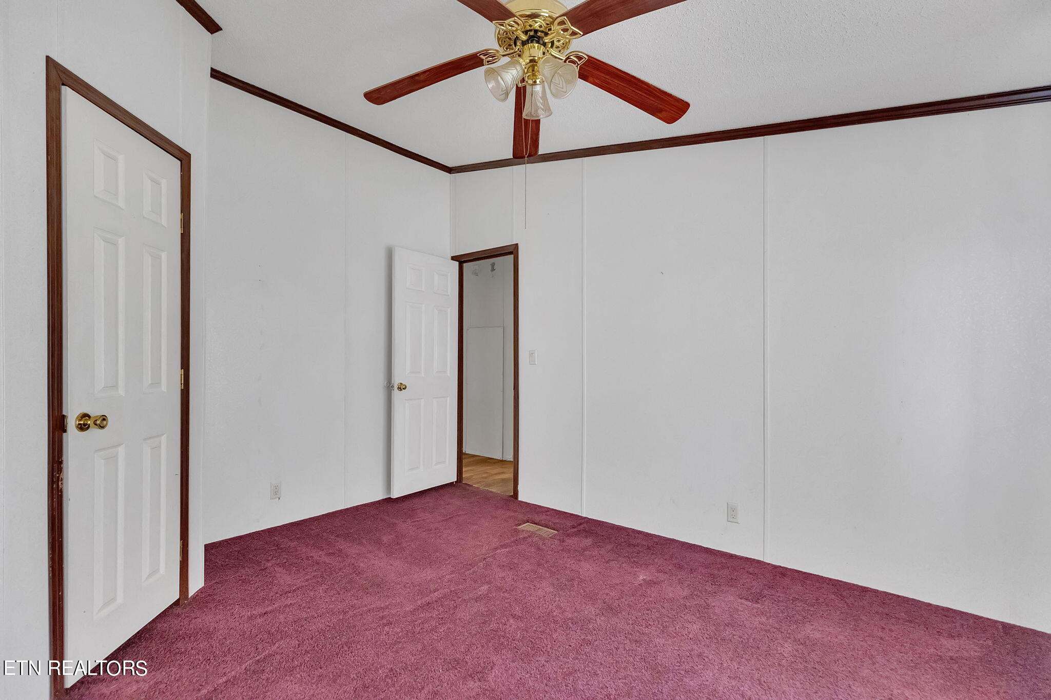 330 Oasis Road Bulls Gap TN 37711