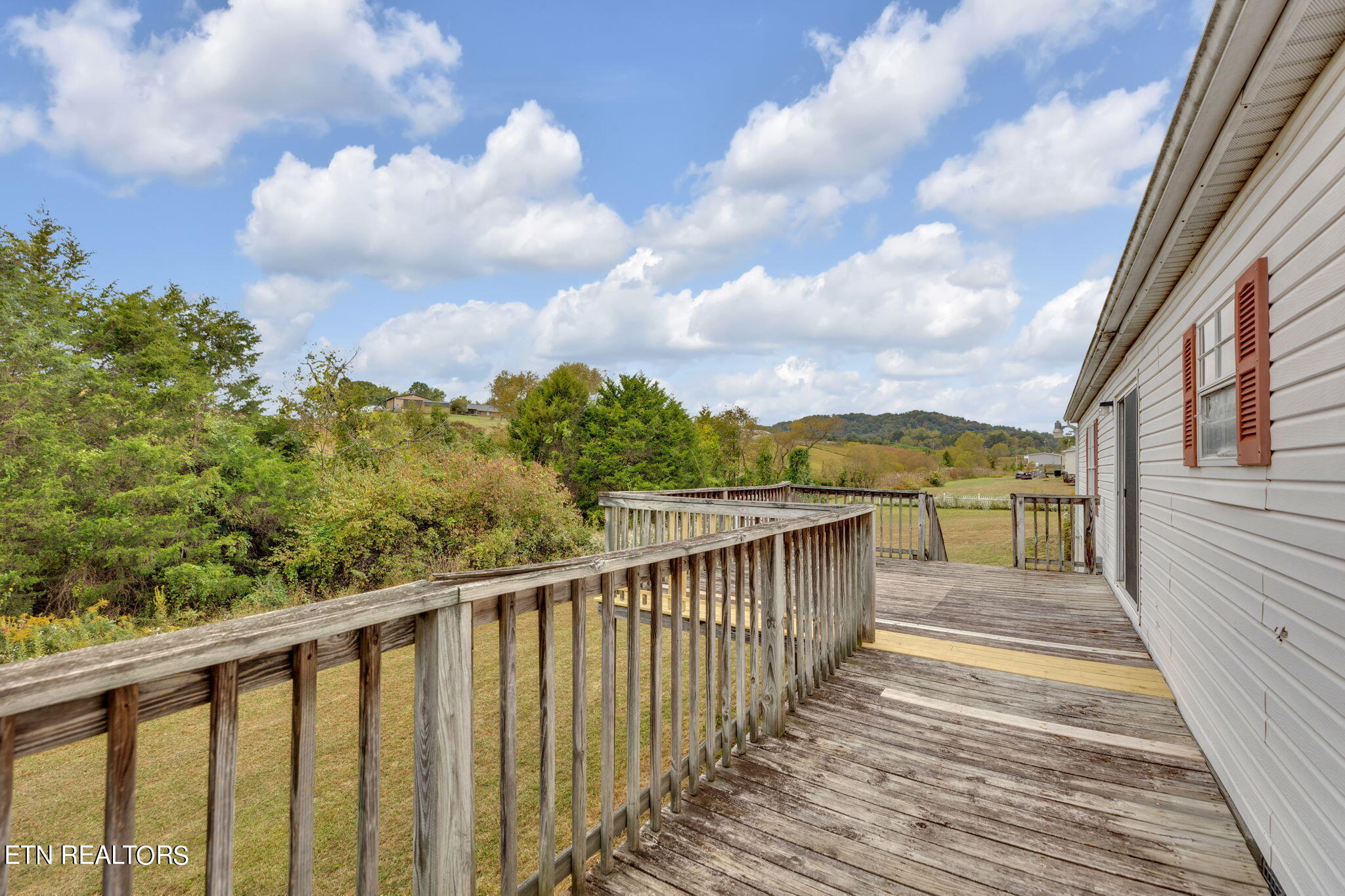 330 Oasis Road Bulls Gap TN 37711