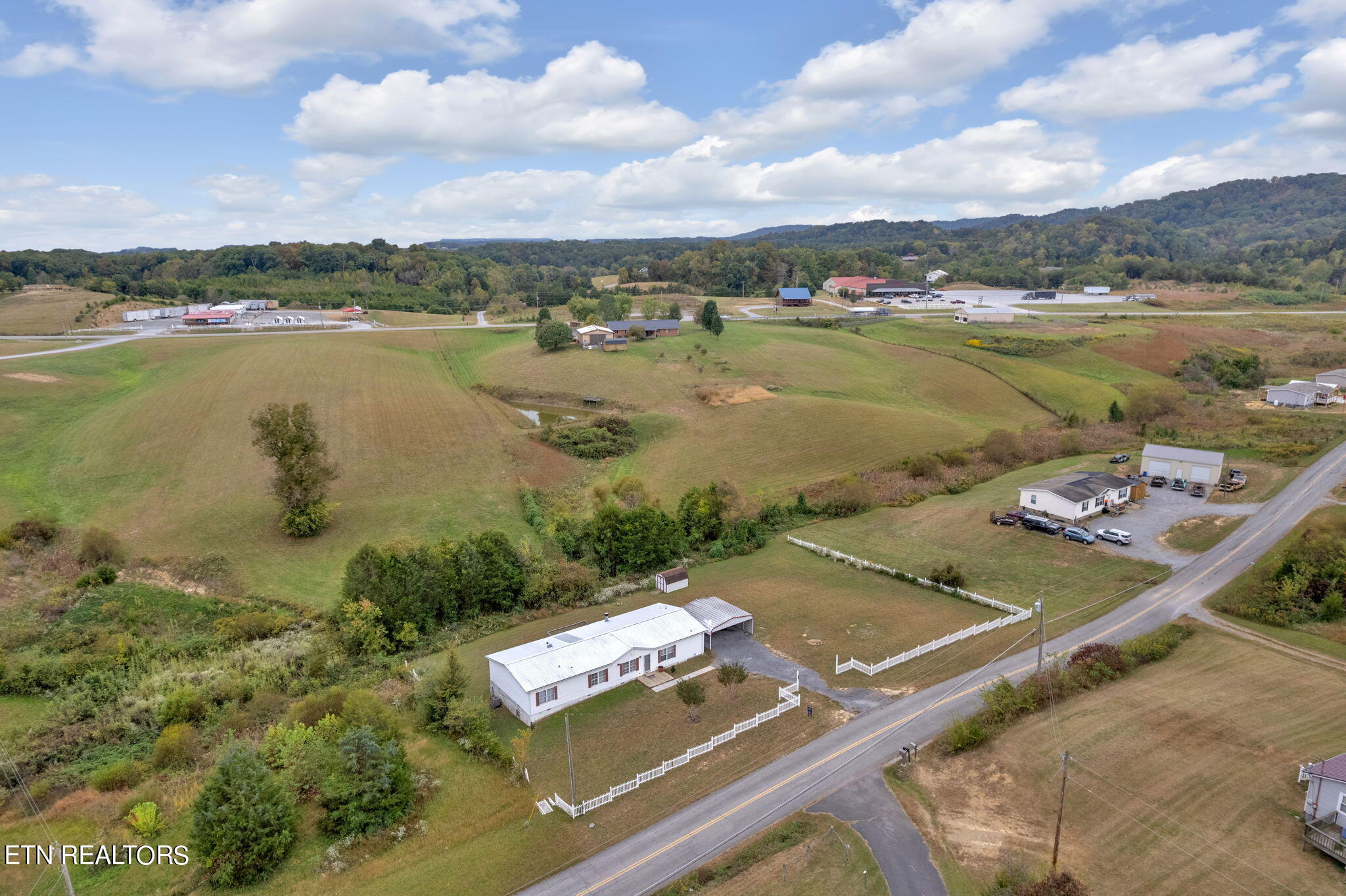 330 Oasis Road Bulls Gap TN 37711