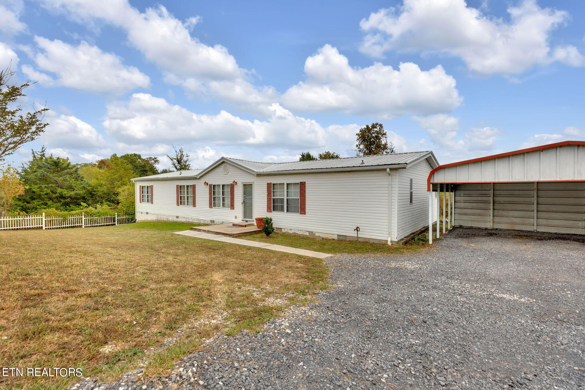 330 Oasis Road Bulls Gap TN 37711