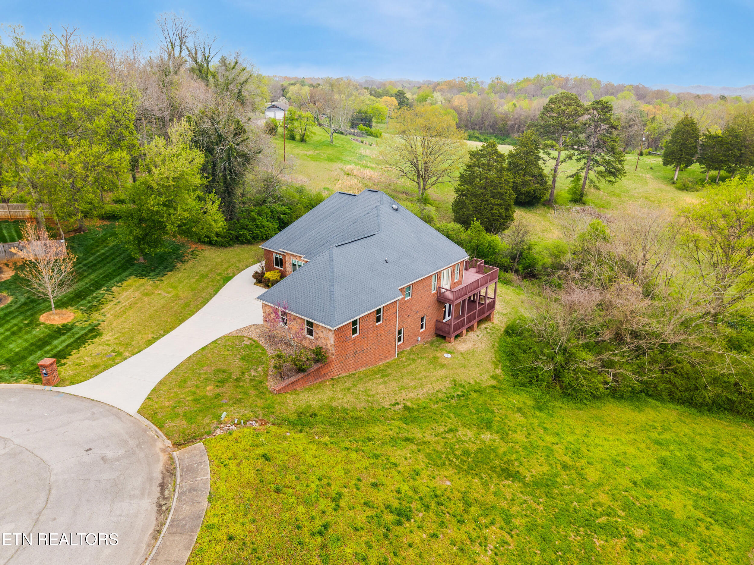 3835 Admirality Lane Knoxville TN 37920