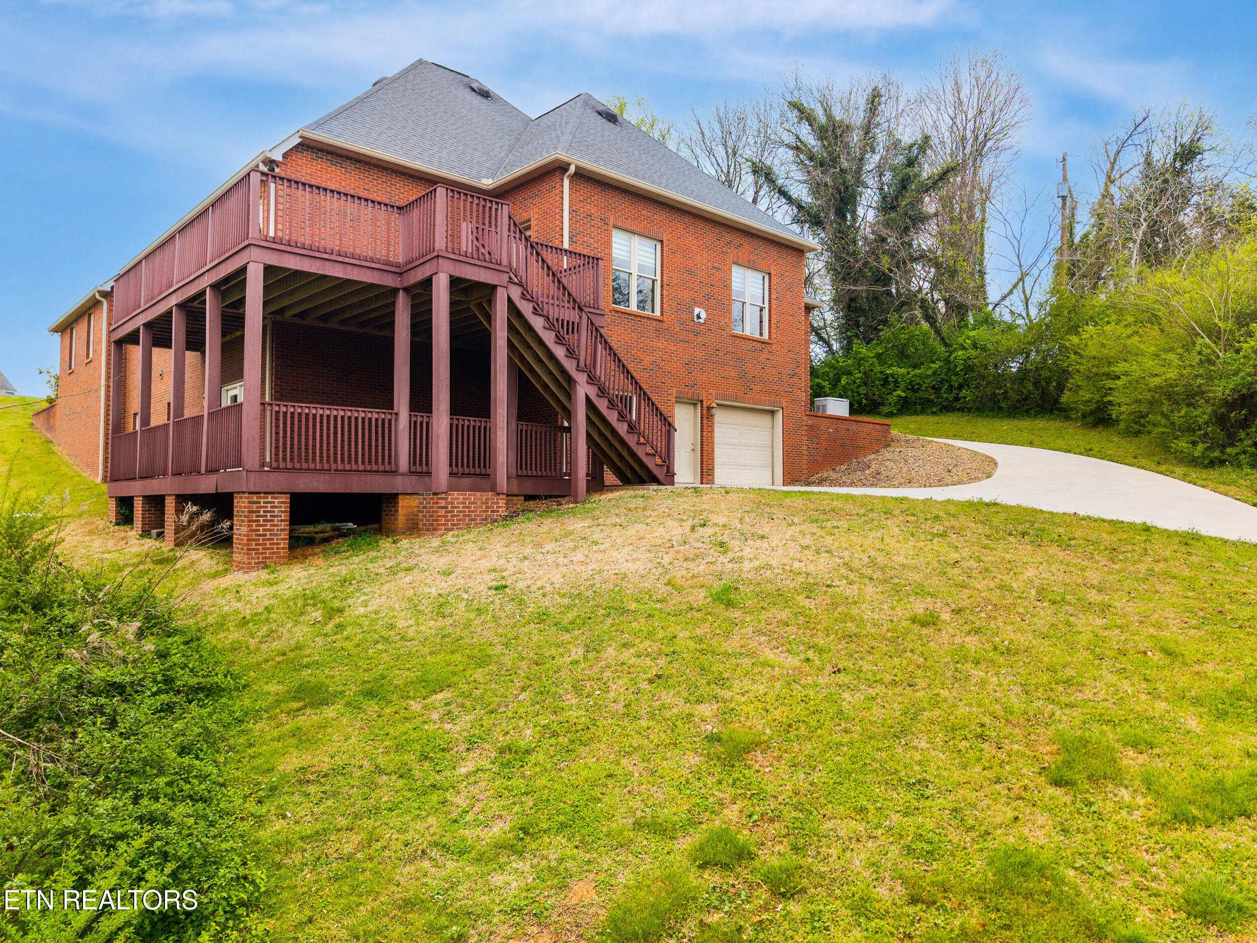 3835 Admirality Lane Knoxville TN 37920