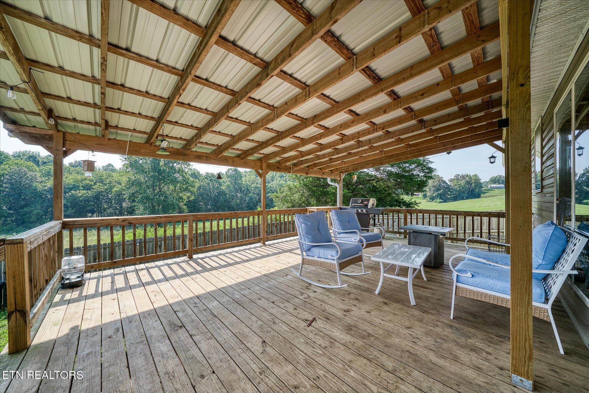 330 Griffintown Road Sparta TN 38583