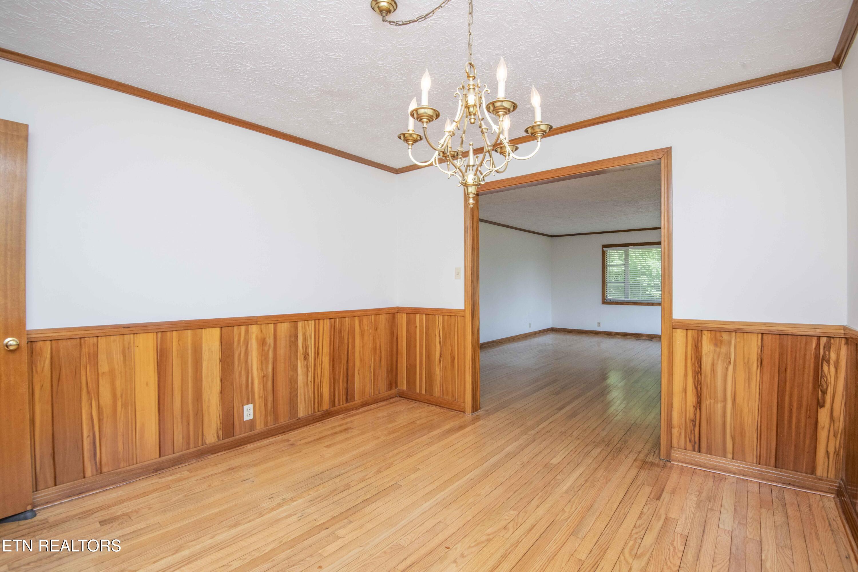 437 Bridge View Lane Knoxville TN 37914