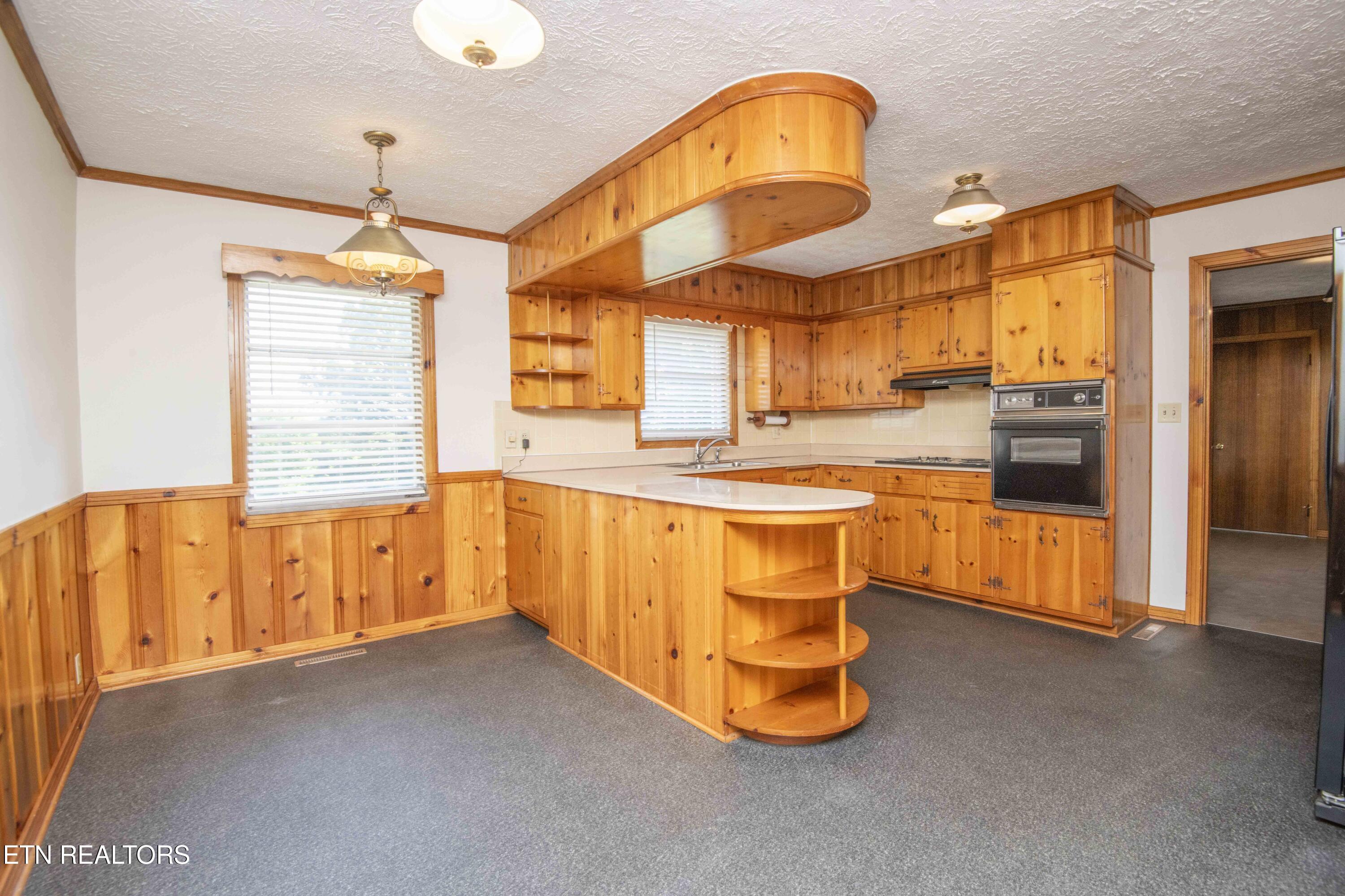 437 Bridge View Lane Knoxville TN 37914