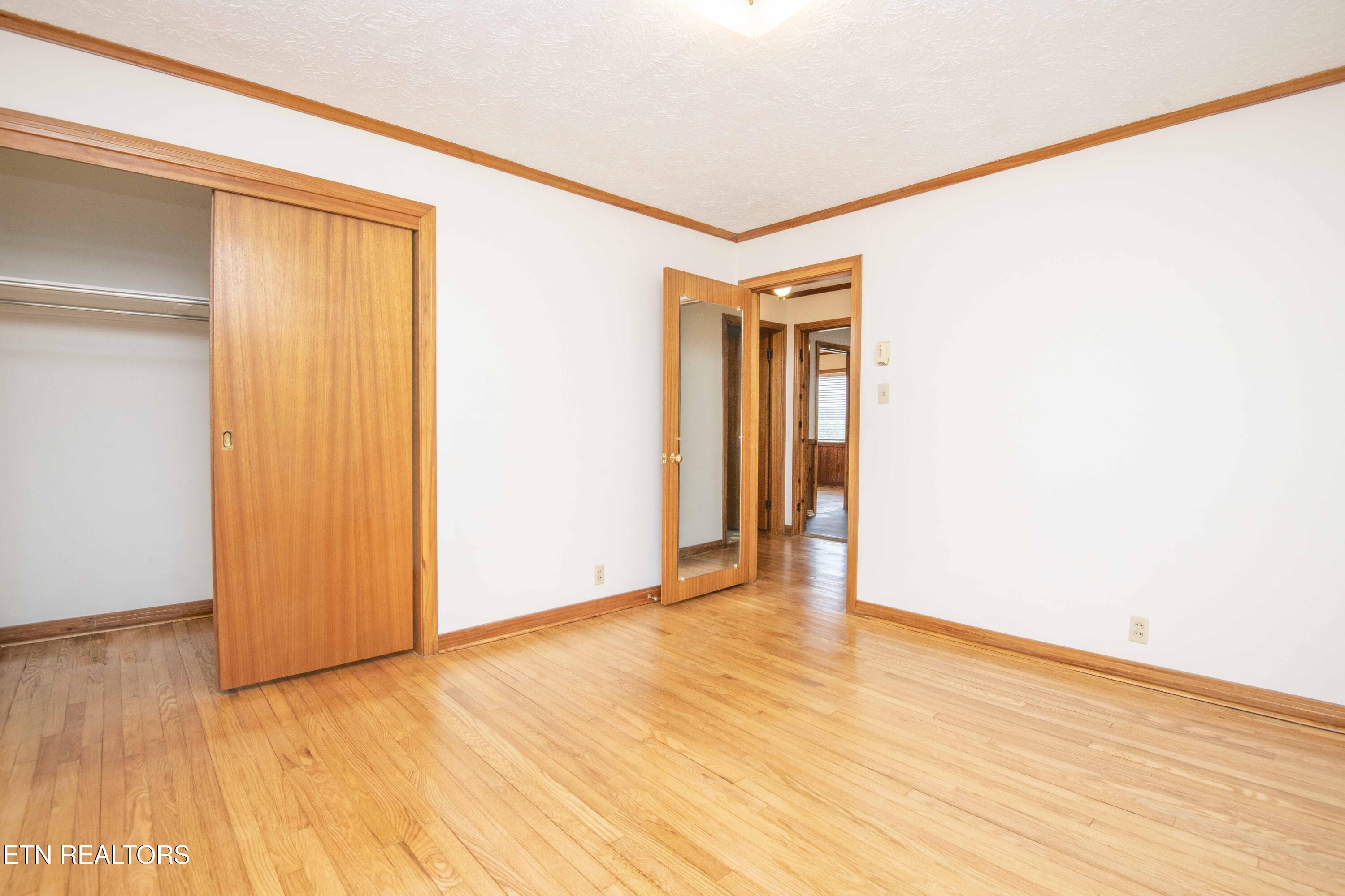437 Bridge View Lane Knoxville TN 37914