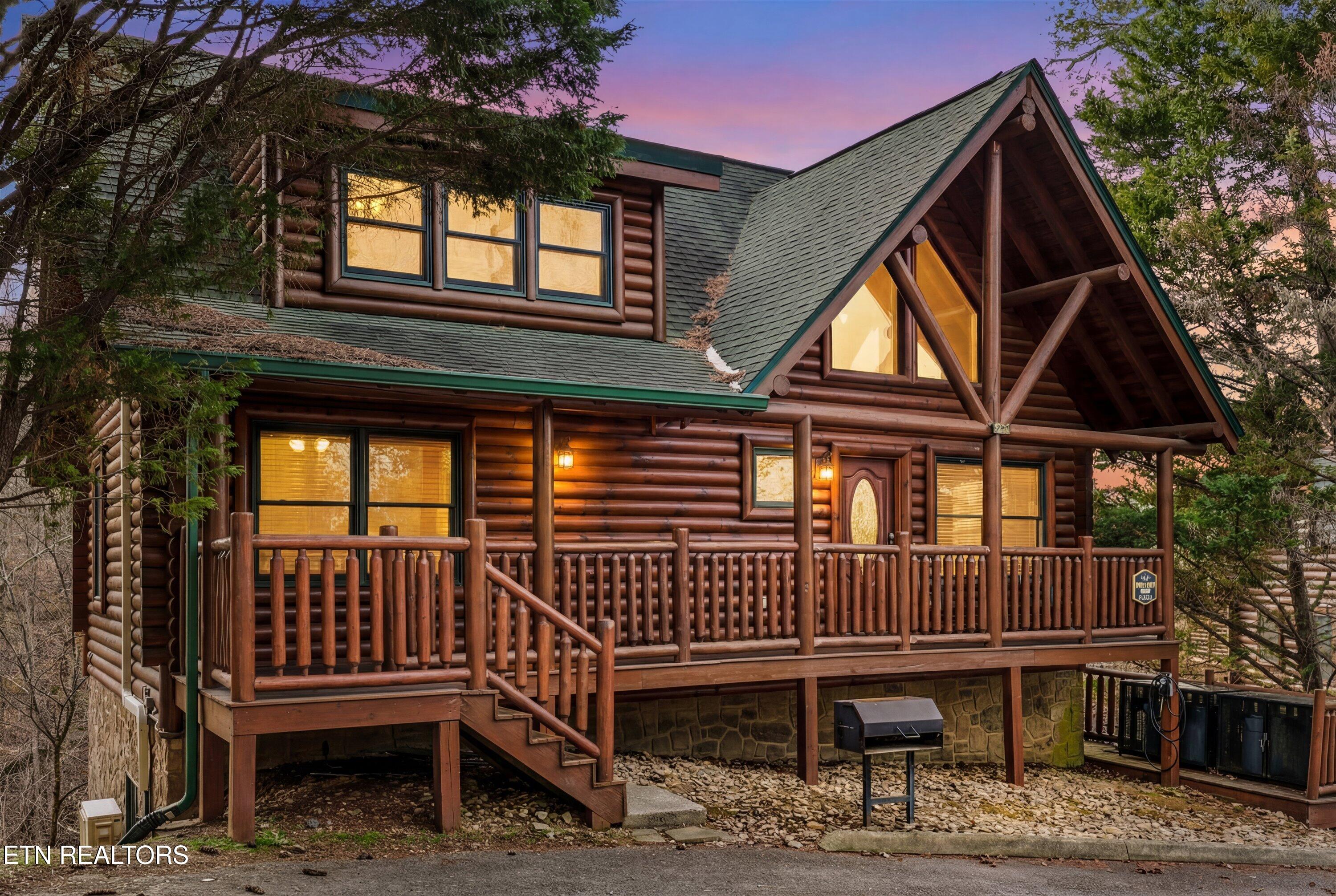 2012 Bear Creek Way Sevierville TN 37862