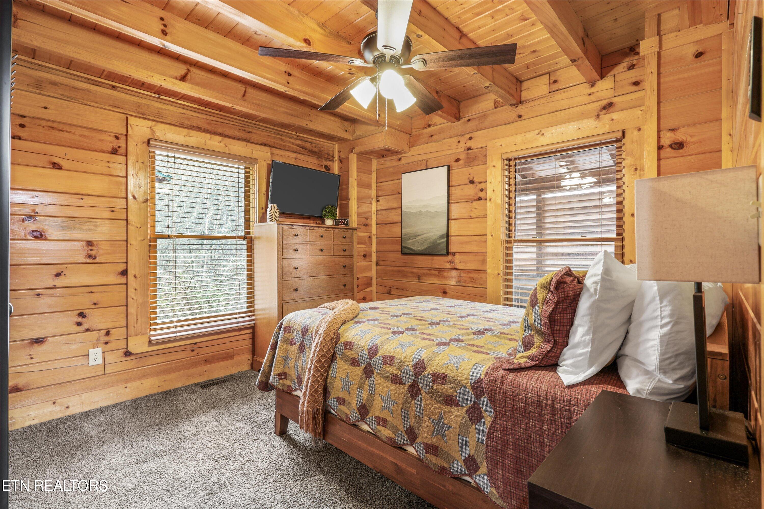 2012 Bear Creek Way Sevierville TN 37862