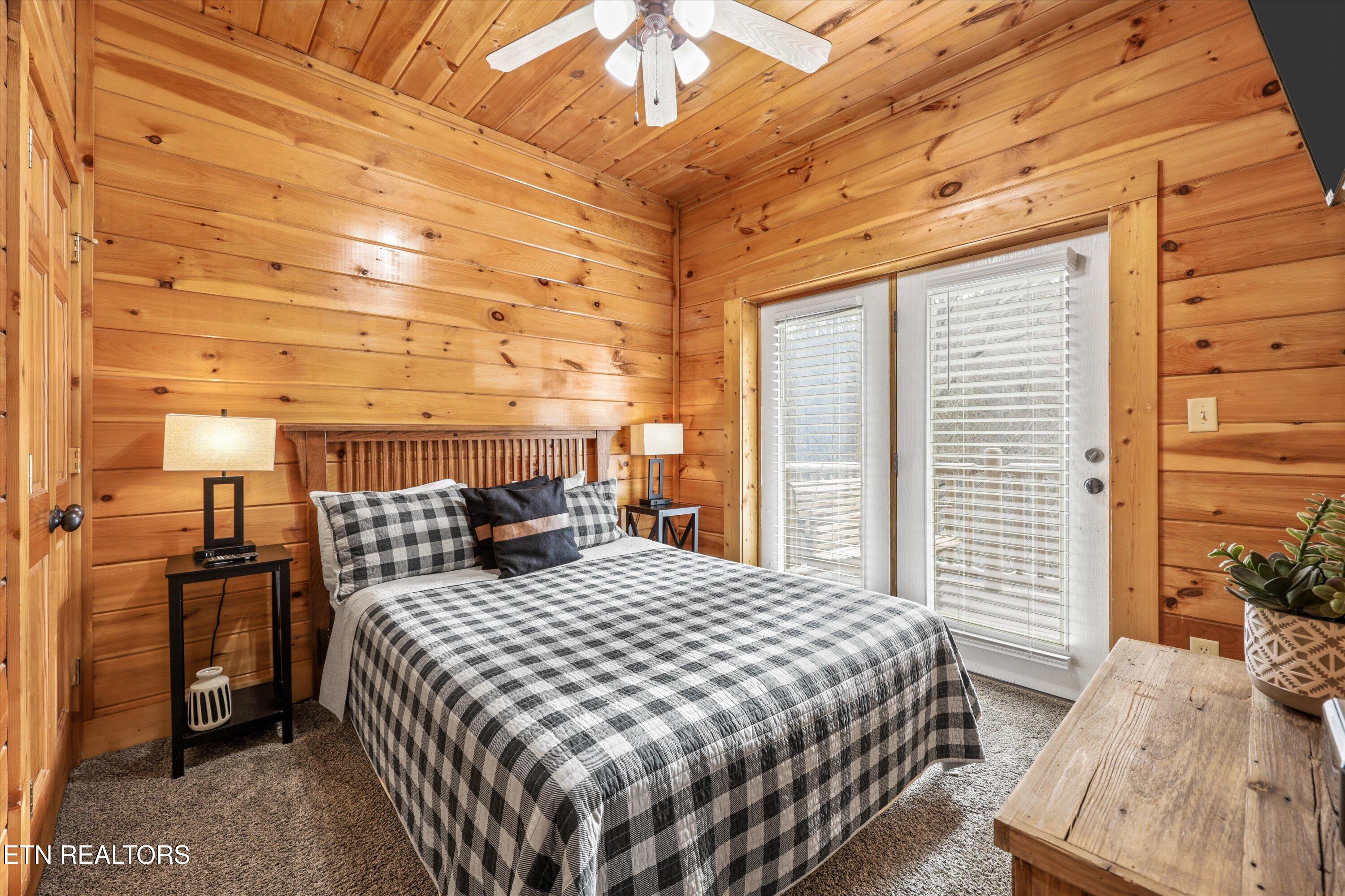 2012 Bear Creek Way Sevierville TN 37862