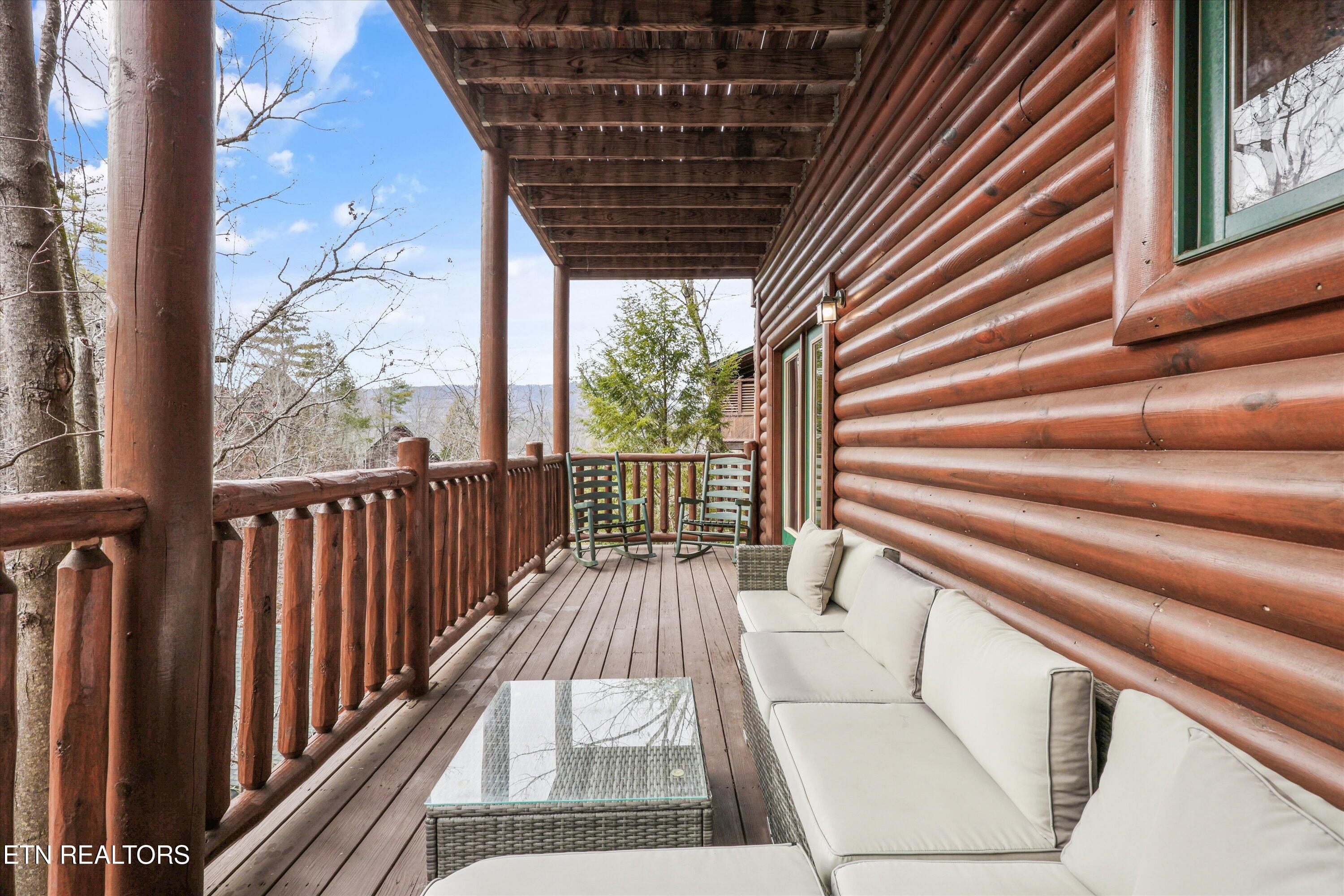 2012 Bear Creek Way Sevierville TN 37862