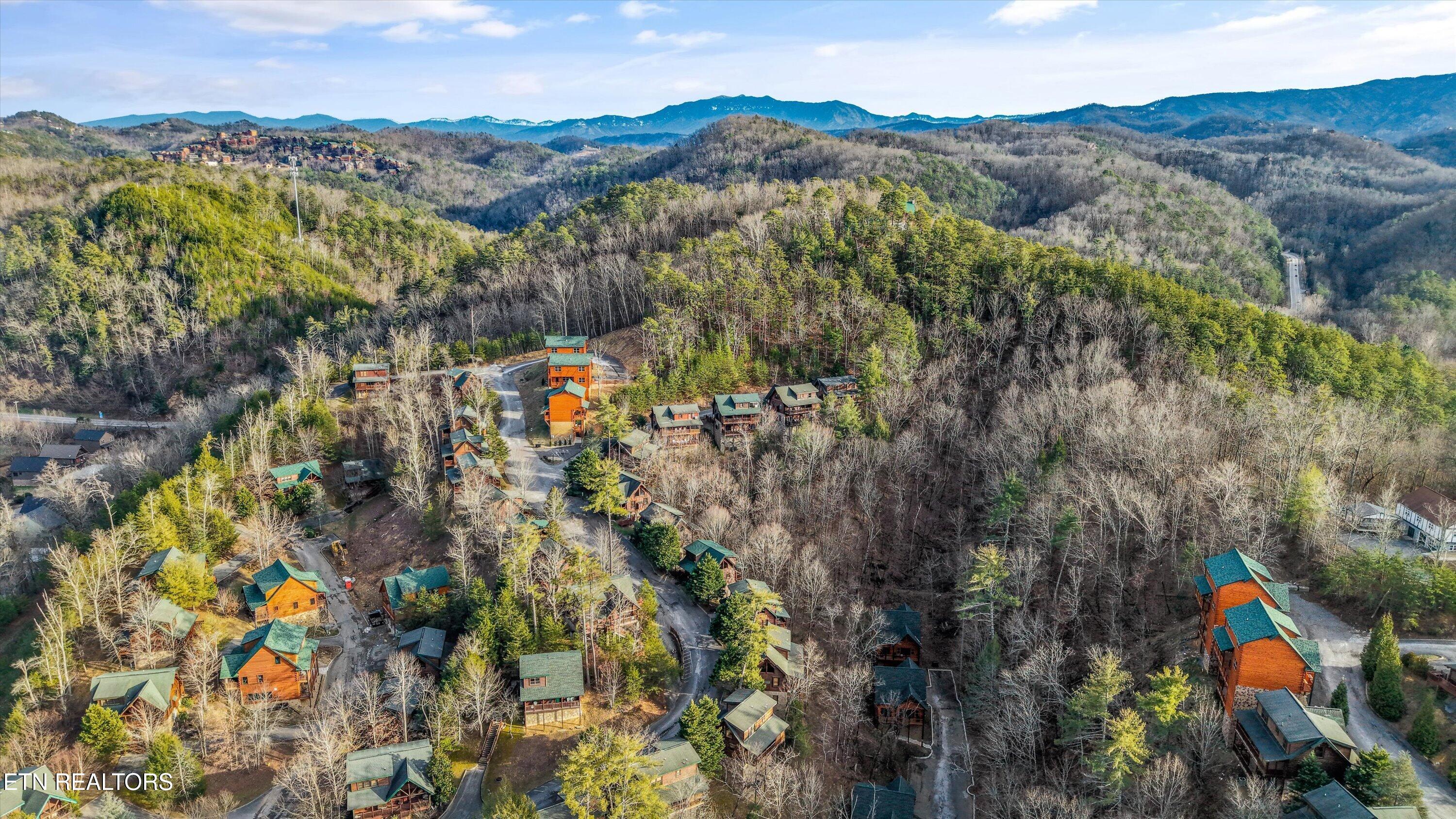 2012 Bear Creek Way Sevierville TN 37862